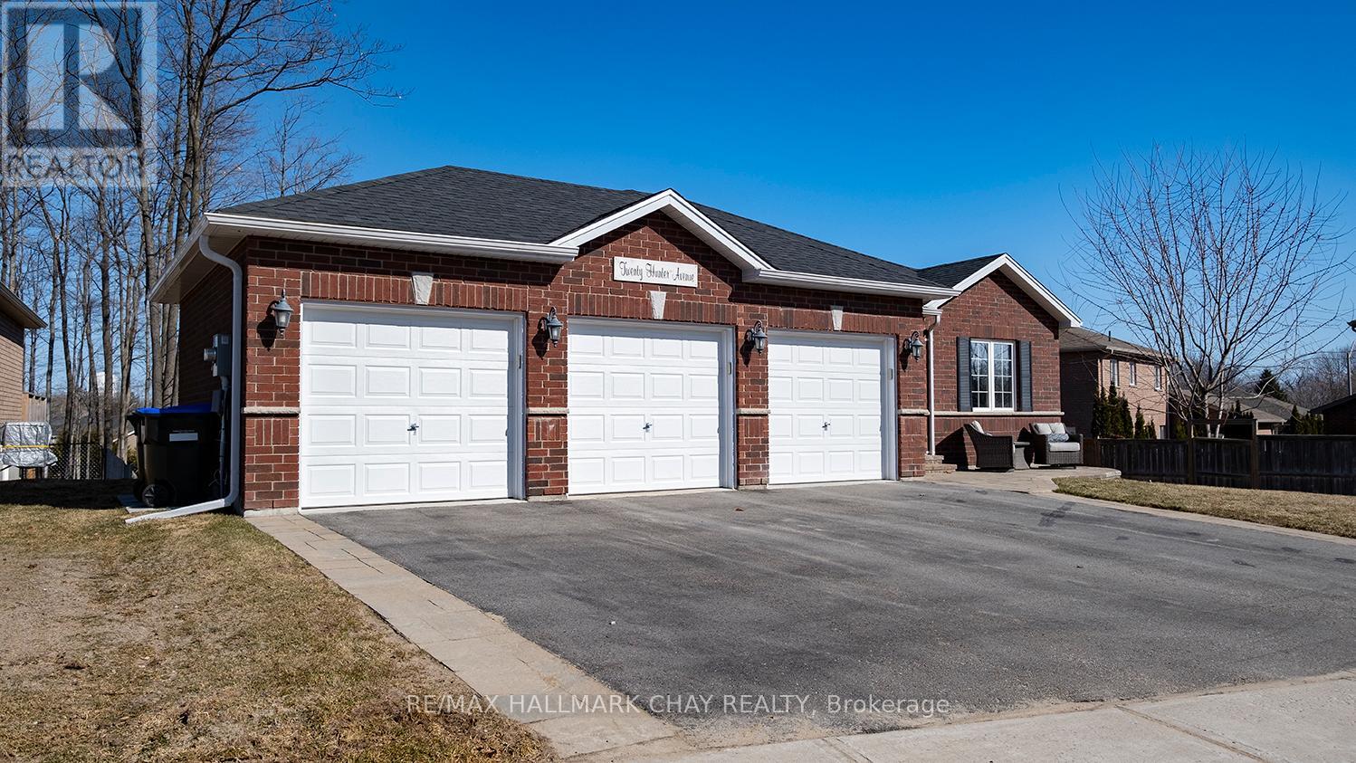 Property at 20 HUNTER AVENUE image 3