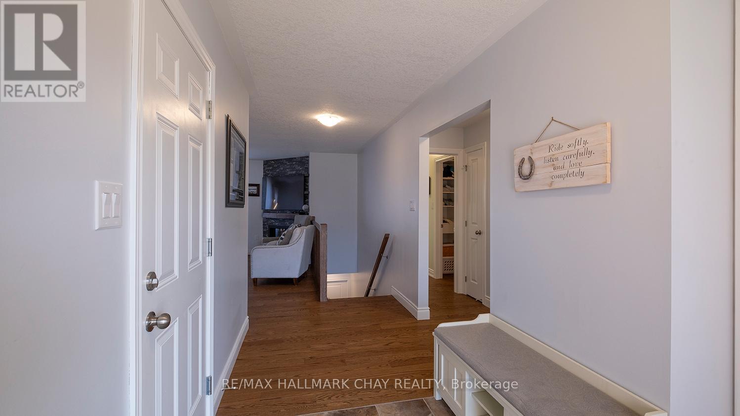 Property at 20 HUNTER AVENUE image 5