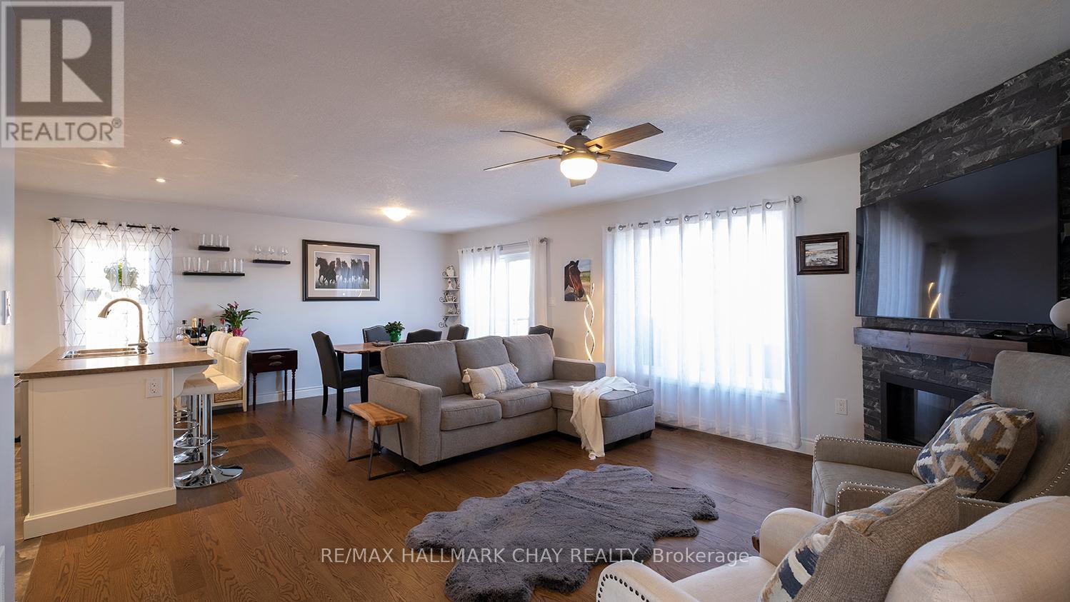 20 Hunter Avenue, Tay, Ontario  L0K 2A0 - Photo 7 - S12044860