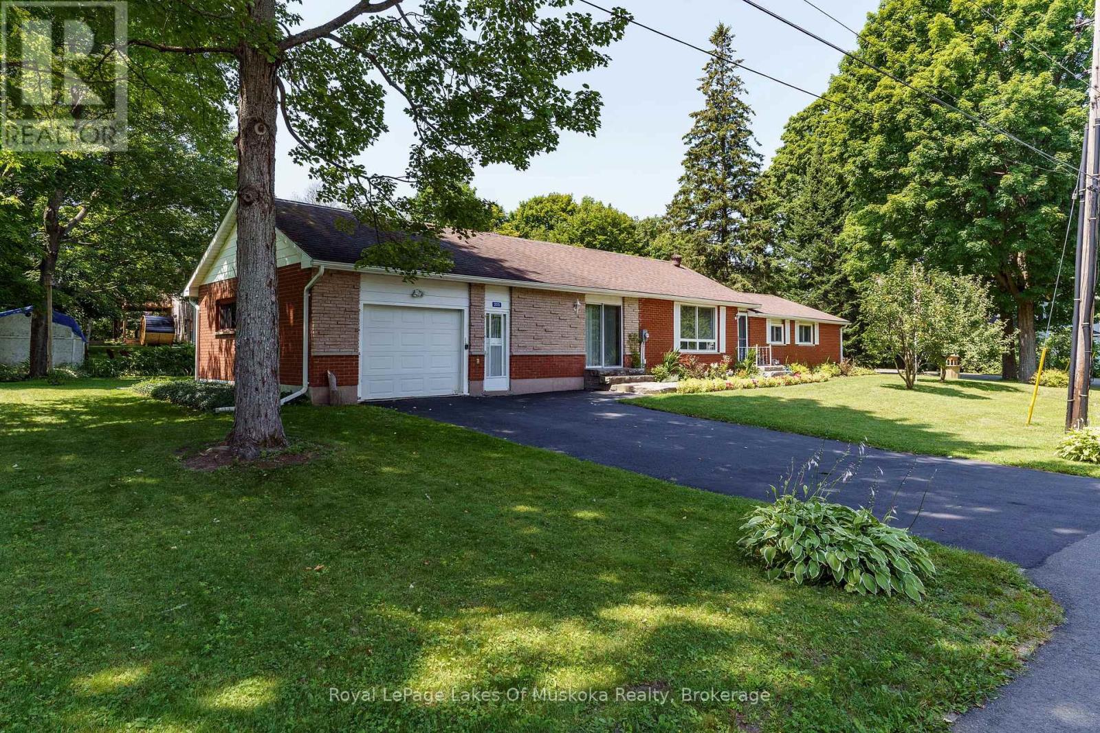 Property at 205 WANDA MILLER ROAD image 1