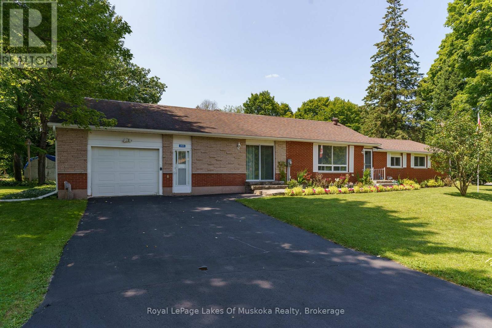 Property at 205 WANDA MILLER ROAD image 2