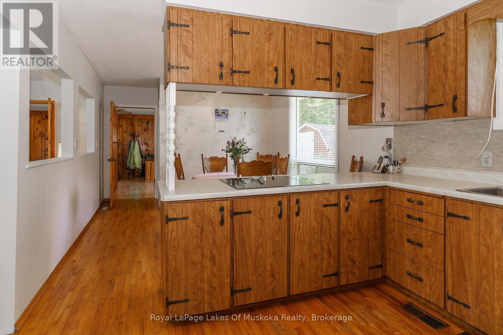 205 Wanda Miller Road, Gravenhurst, Ontario  P1P 1H8 - Photo 25 - X12044908