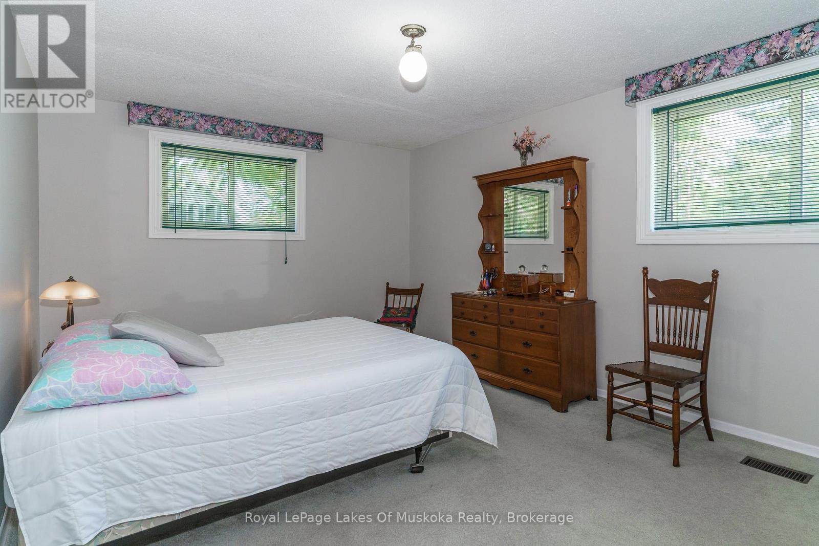 205 Wanda Miller Road, Gravenhurst, Ontario  P1P 1H8 - Photo 28 - X12044908