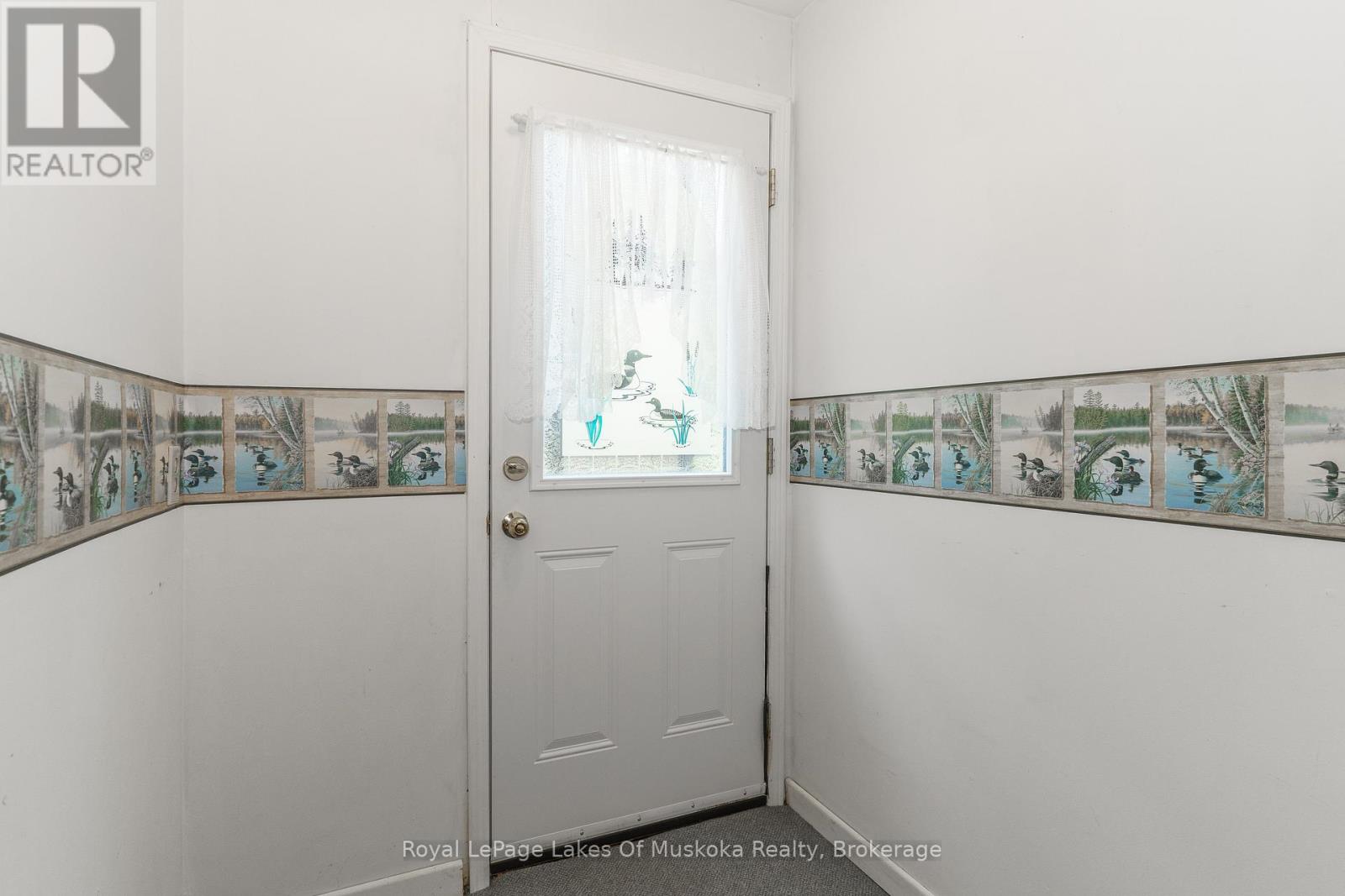 205 Wanda Miller Road, Gravenhurst, Ontario  P1P 1H8 - Photo 32 - X12044908