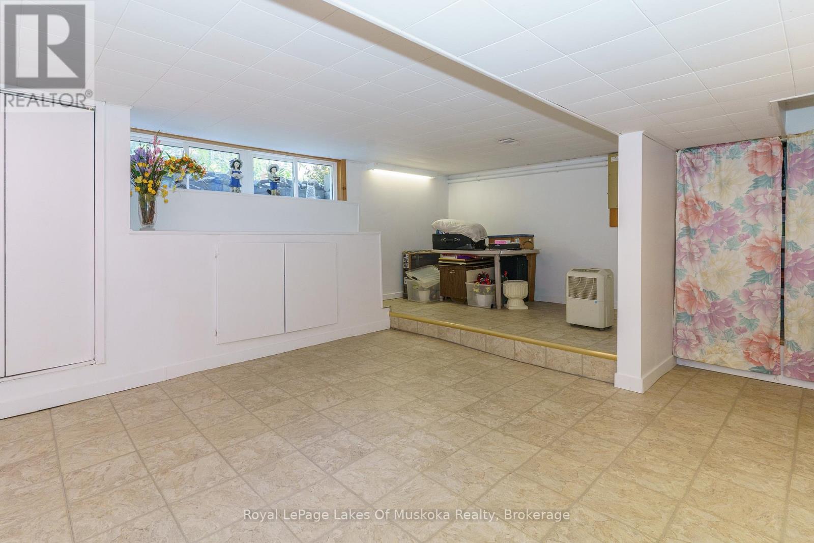 205 Wanda Miller Road, Gravenhurst, Ontario  P1P 1H8 - Photo 39 - X12044908