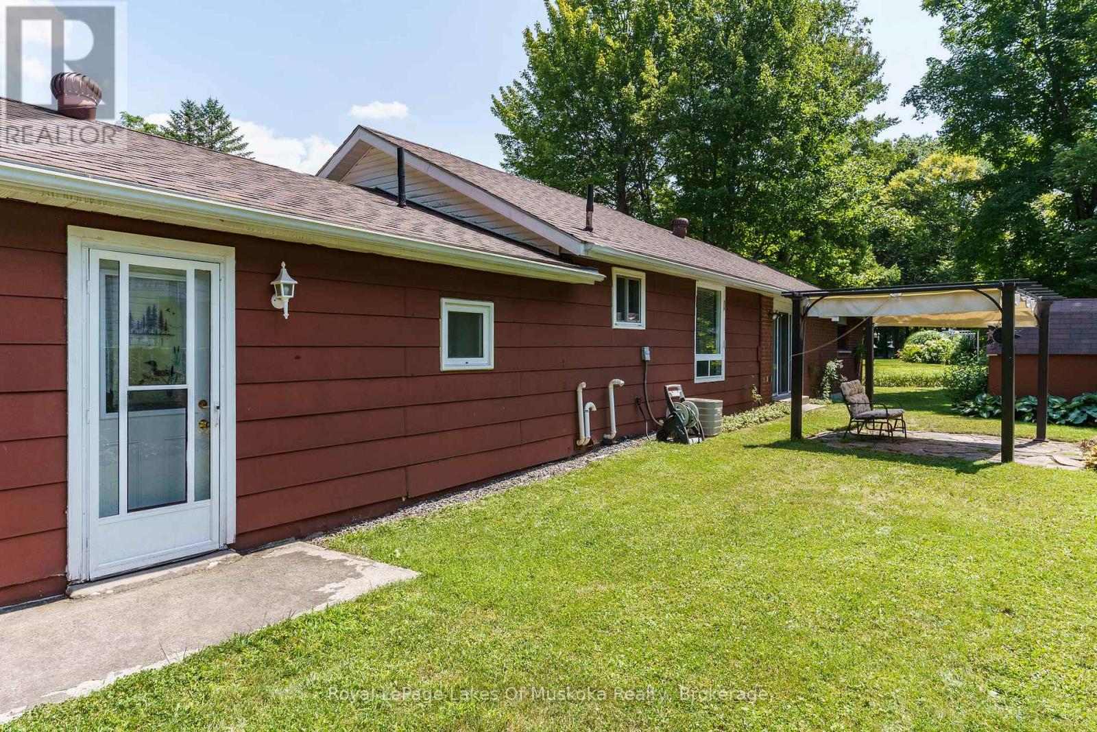 205 Wanda Miller Road, Gravenhurst, Ontario  P1P 1H8 - Photo 7 - X12044908