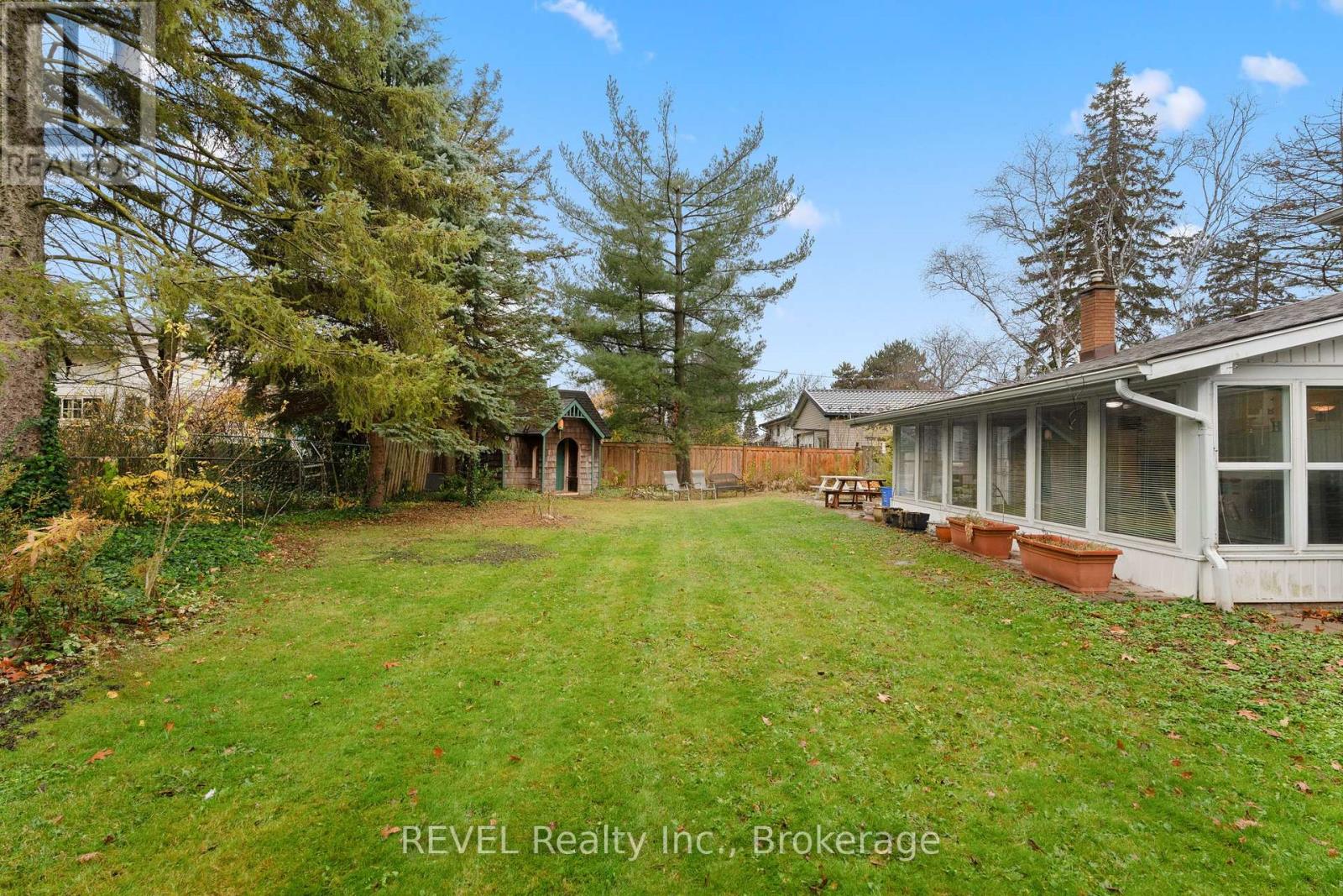 17 Partition Street, Niagara-On-The-Lake, Ontario  L0S 1L0 - Photo 32 - X12045056