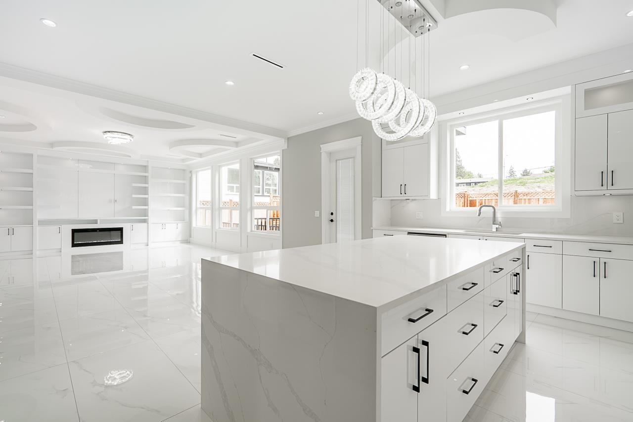 Property at 13978 113A AVENUE image 3