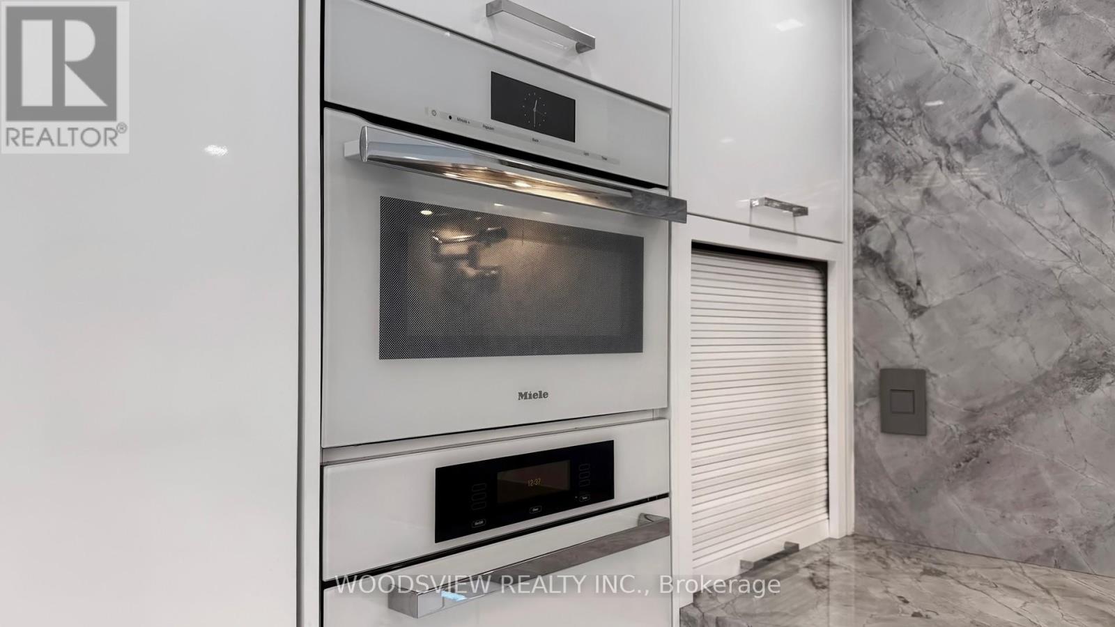 3004 - 1001 Bay Street, Toronto, Ontario  M5S 3A6 - Photo 5 - C12044987