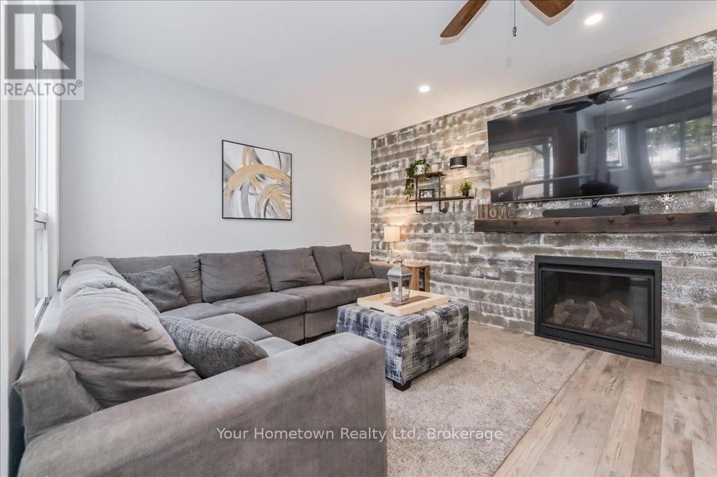 219 Elizabeth Crescent, Centre Wellington, Ontario  N1M 3N1 - Photo 14 - X12044807
