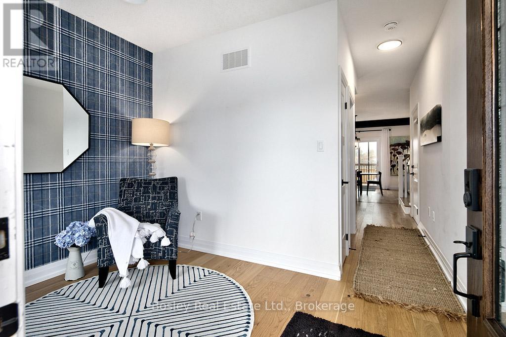 Property at 93 ARCHER AVENUE image 5