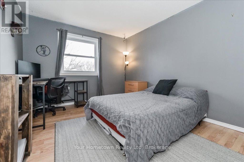219 Elizabeth Crescent, Centre Wellington, Ontario  N1M 3N1 - Photo 29 - X12044807