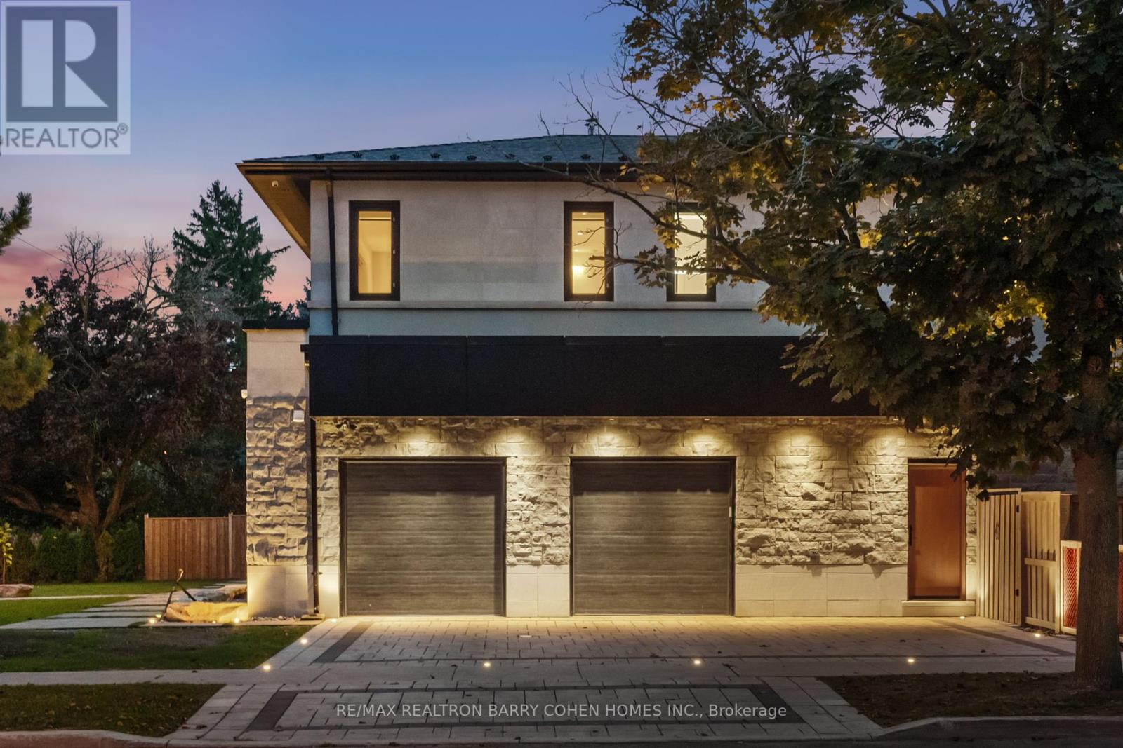Property at 28 BRIAN CLIFF DRIVE image 3