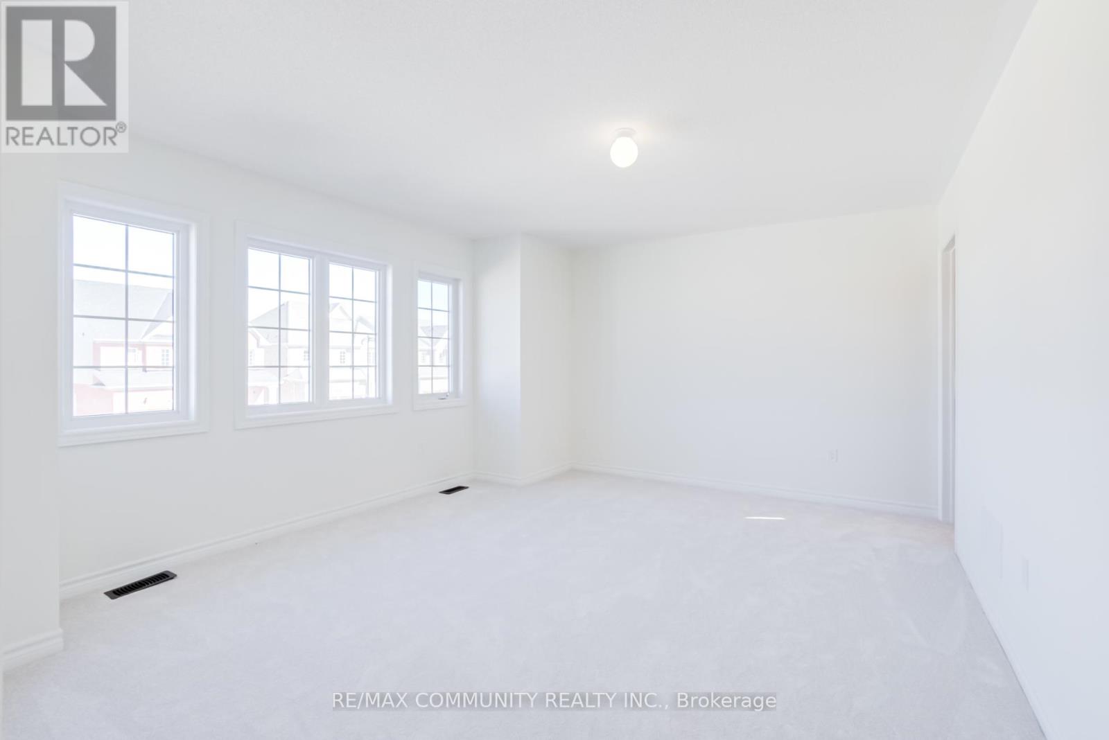 1 Jeanne Pynn Avenue, Georgina, Ontario  L0E 1R0 - Photo 37 - N12045036