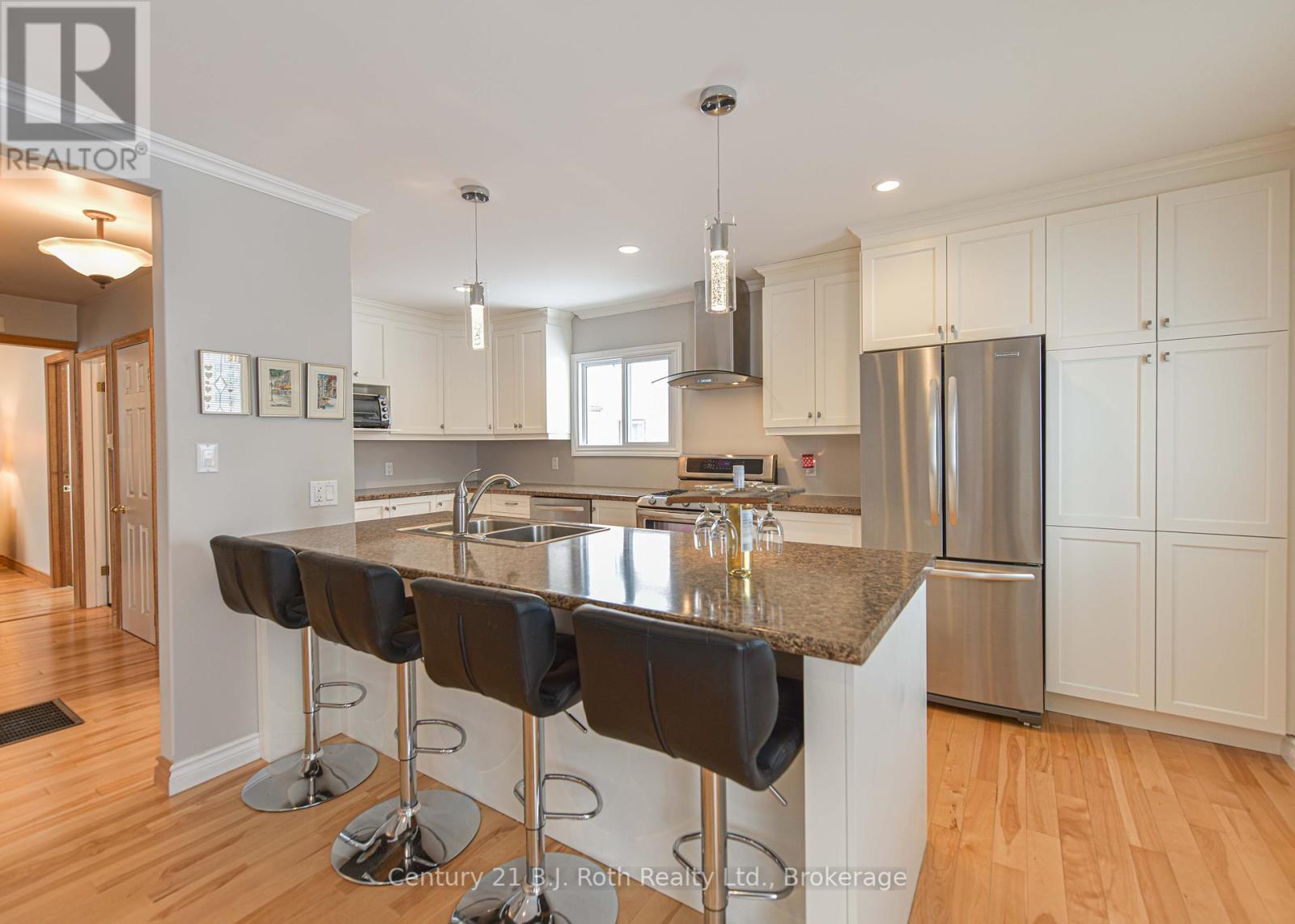 397 Bayview Parkway, Orillia, Ontario  L3V 3Y4 - Photo 6 - S12045191