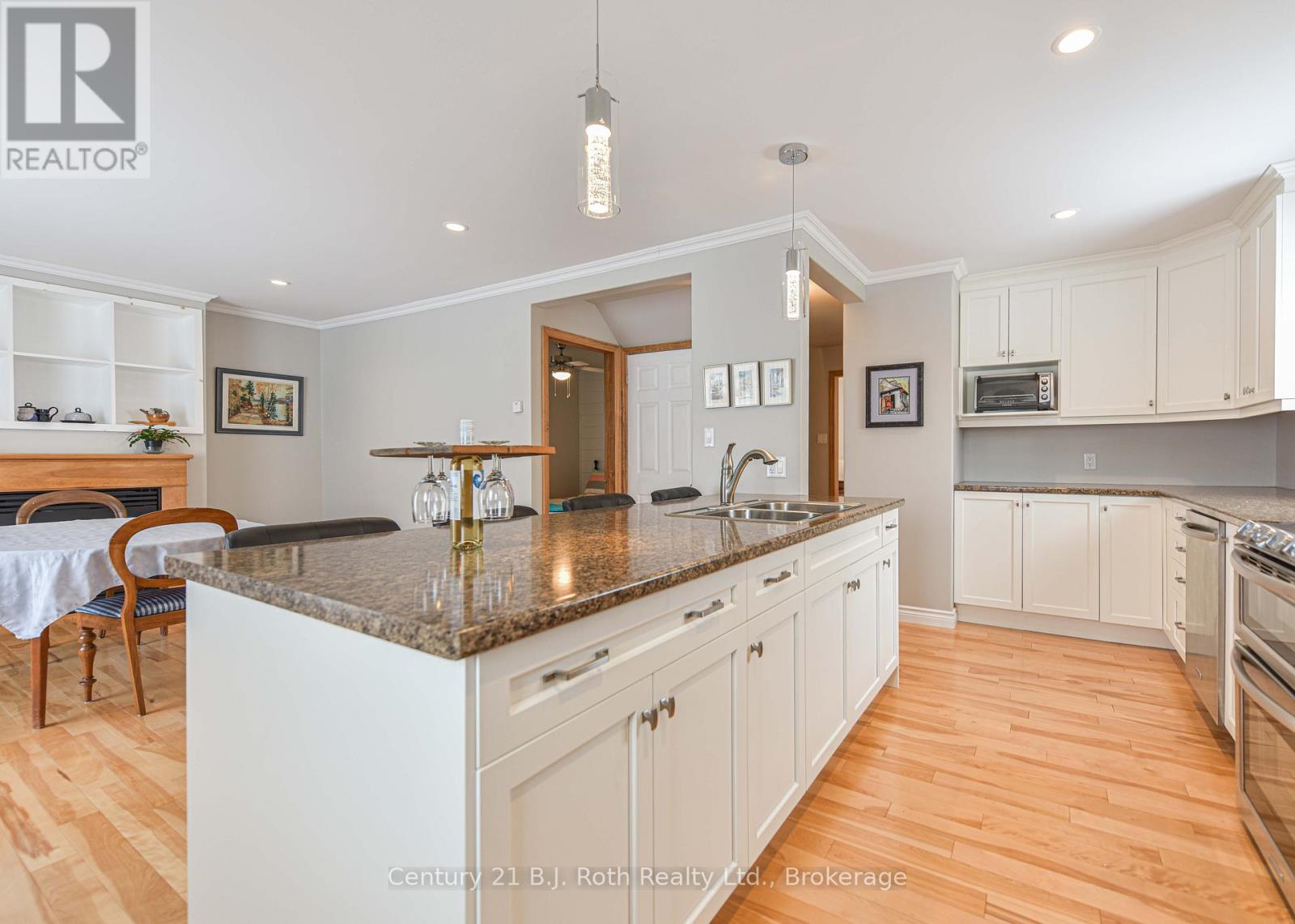 397 Bayview Parkway, Orillia, Ontario  L3V 3Y4 - Photo 9 - S12045191