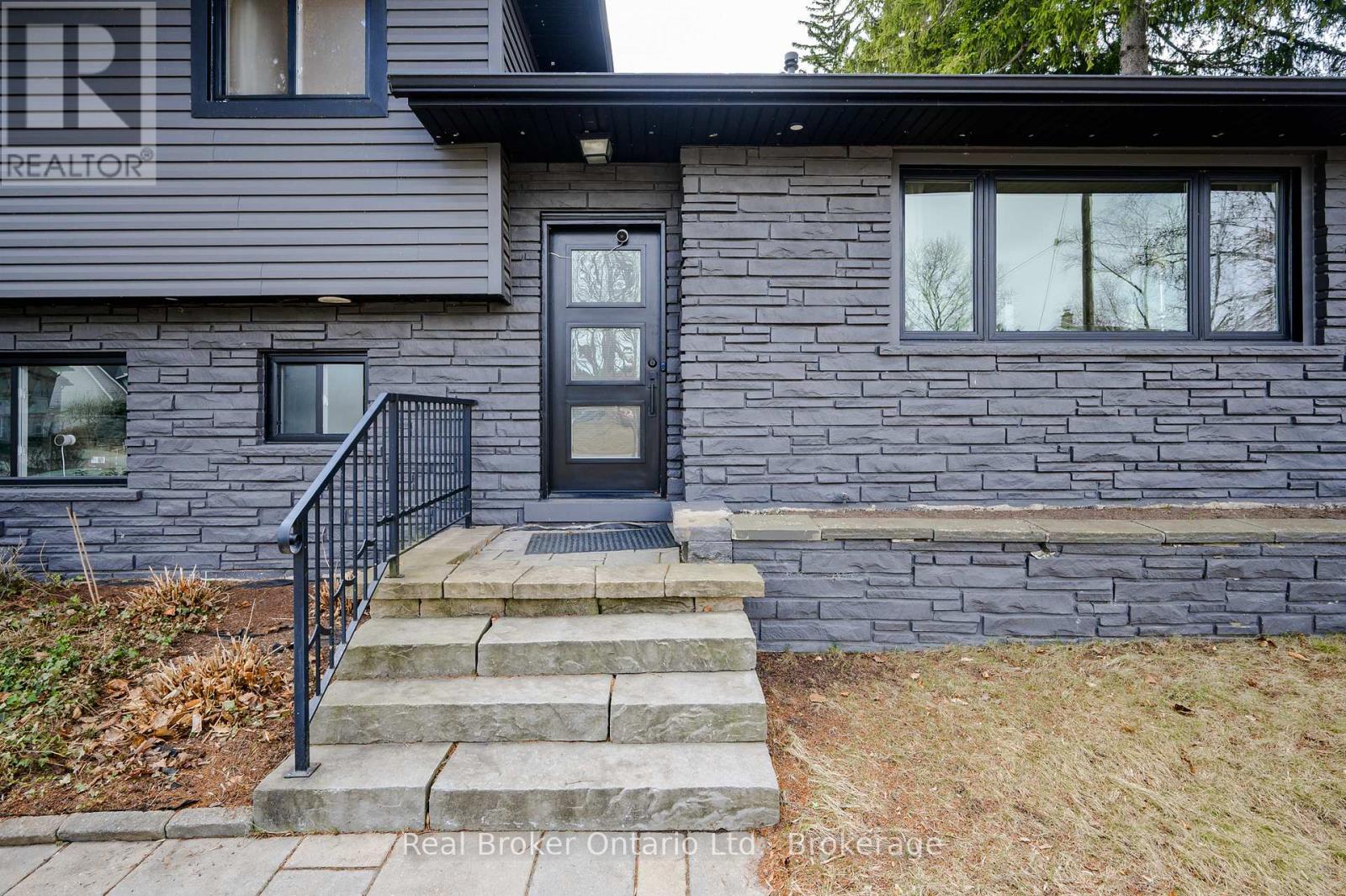 Property at 614 GAYNE BOULEVARD image 4