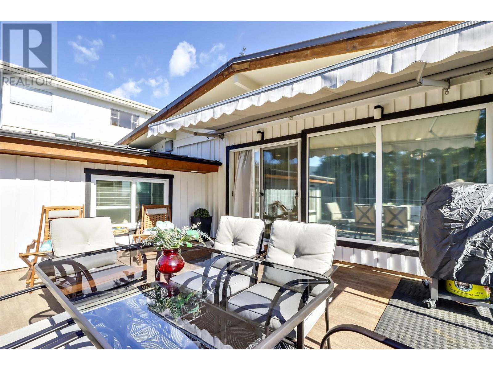 4555 Ranger Avenue, North Vancouver, British Columbia  V7R 3L6 - Photo 10 - R2982705