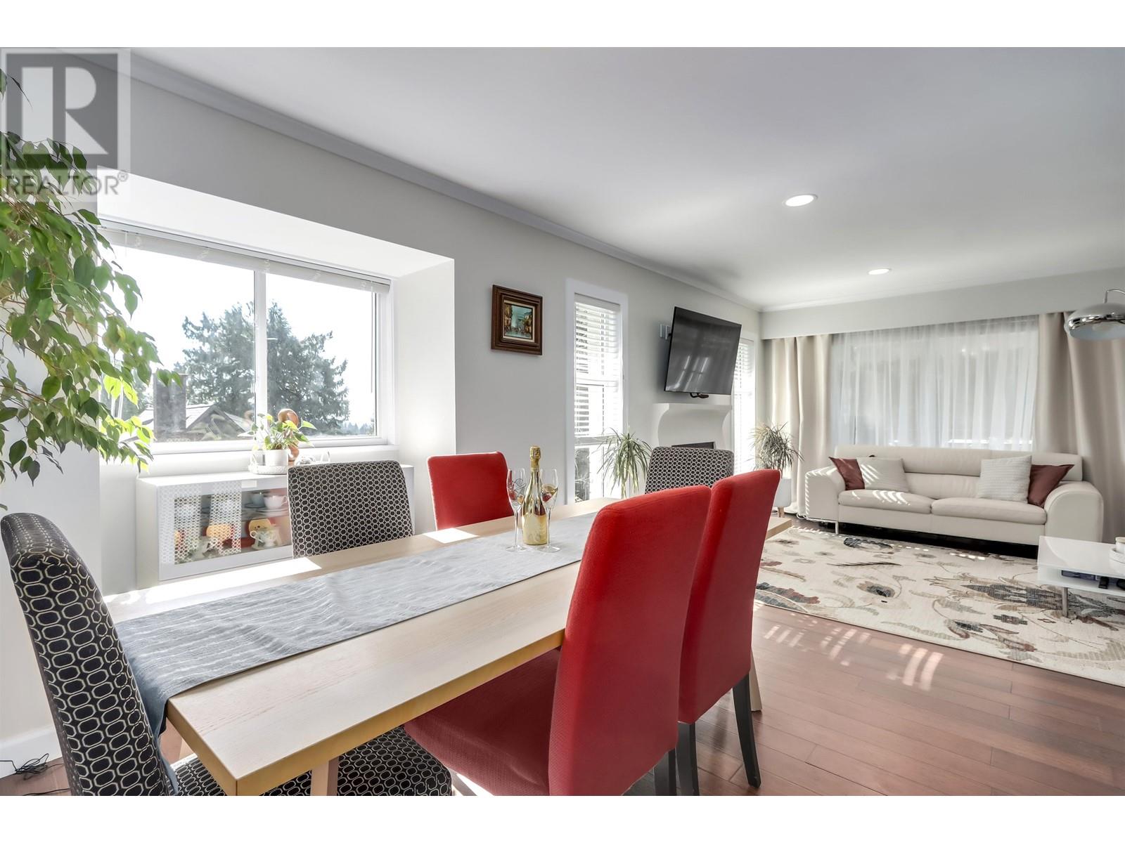 4555 Ranger Avenue, North Vancouver, British Columbia  V7R 3L6 - Photo 12 - R2982705