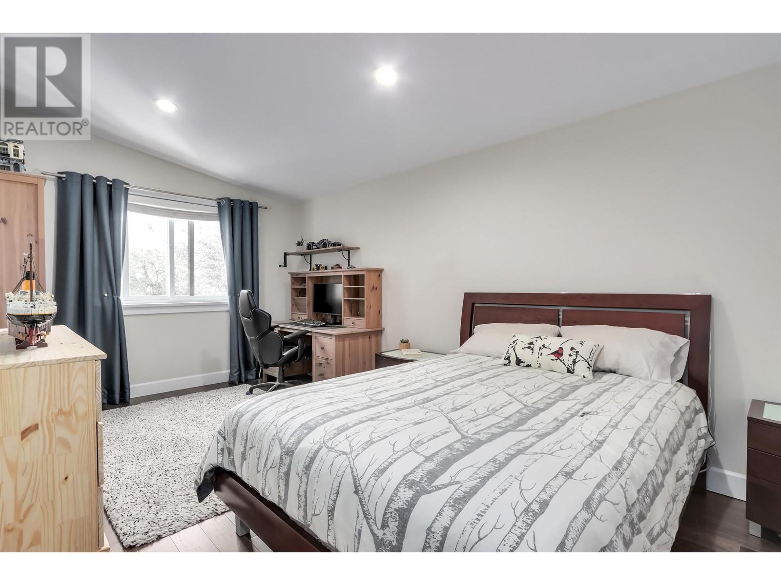 4555 Ranger Avenue, North Vancouver, British Columbia  V7R 3L6 - Photo 22 - R2982705