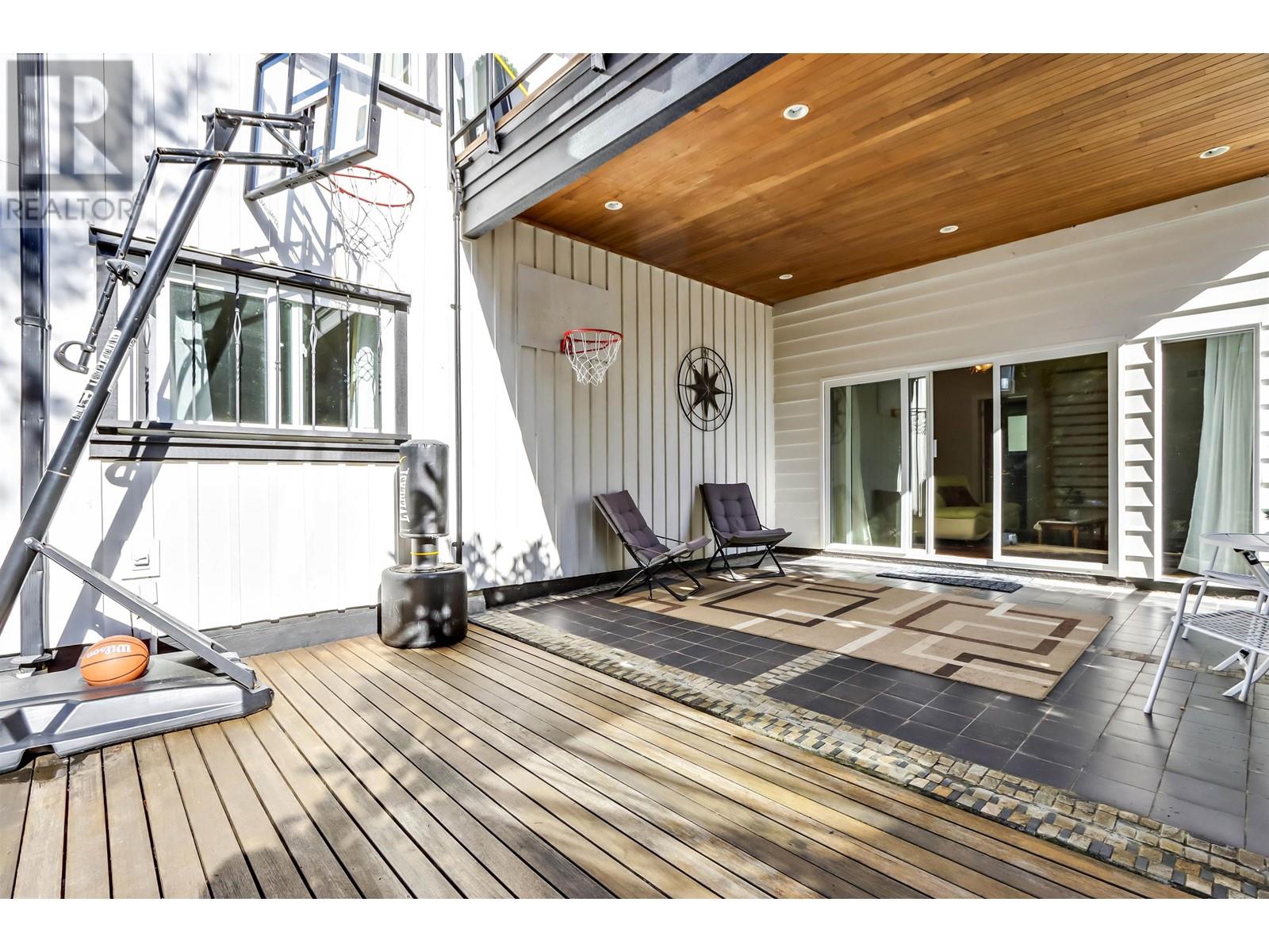 4555 Ranger Avenue, North Vancouver, British Columbia  V7R 3L6 - Photo 28 - R2982705