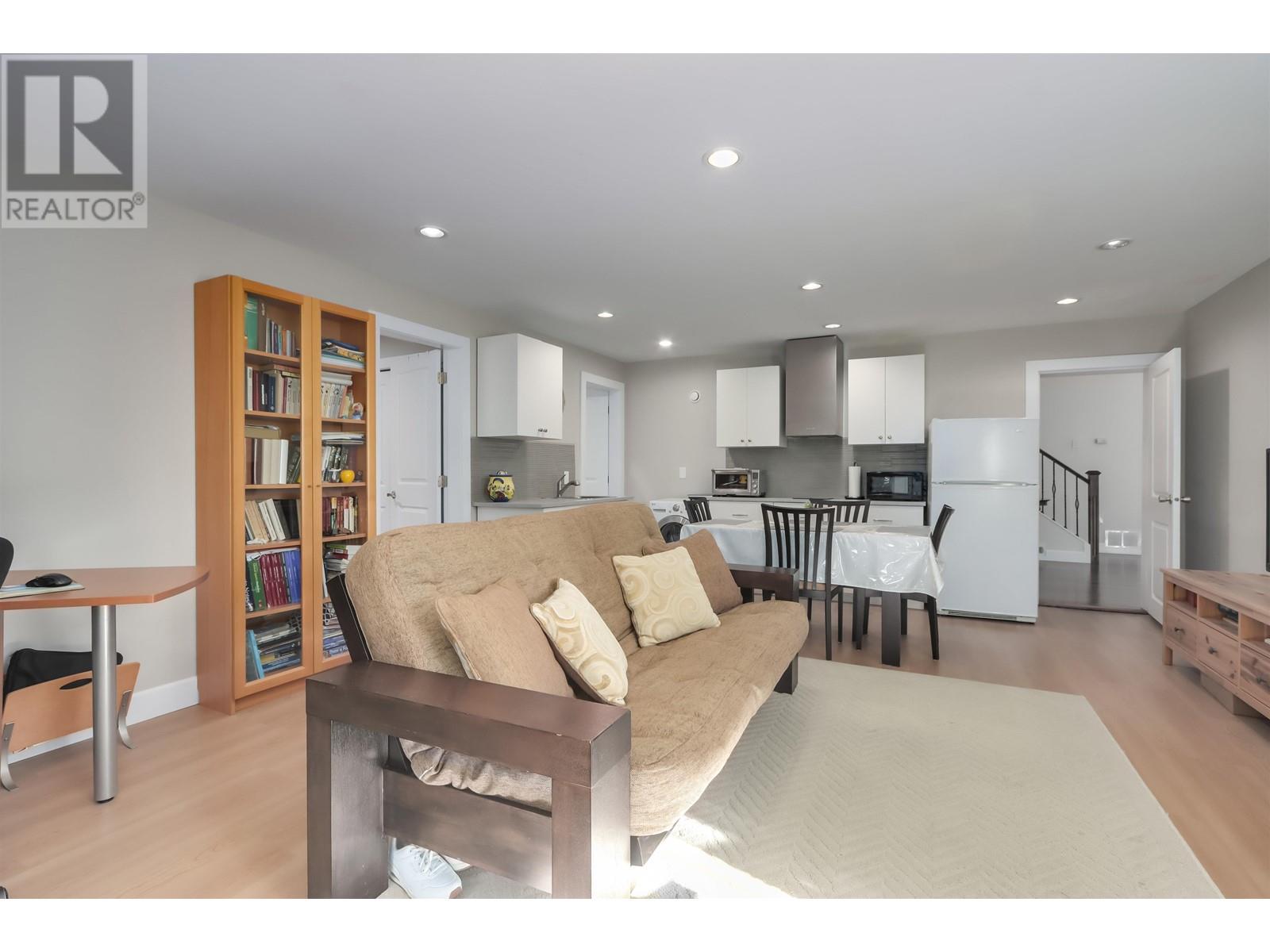 4555 Ranger Avenue, North Vancouver, British Columbia  V7R 3L6 - Photo 30 - R2982705