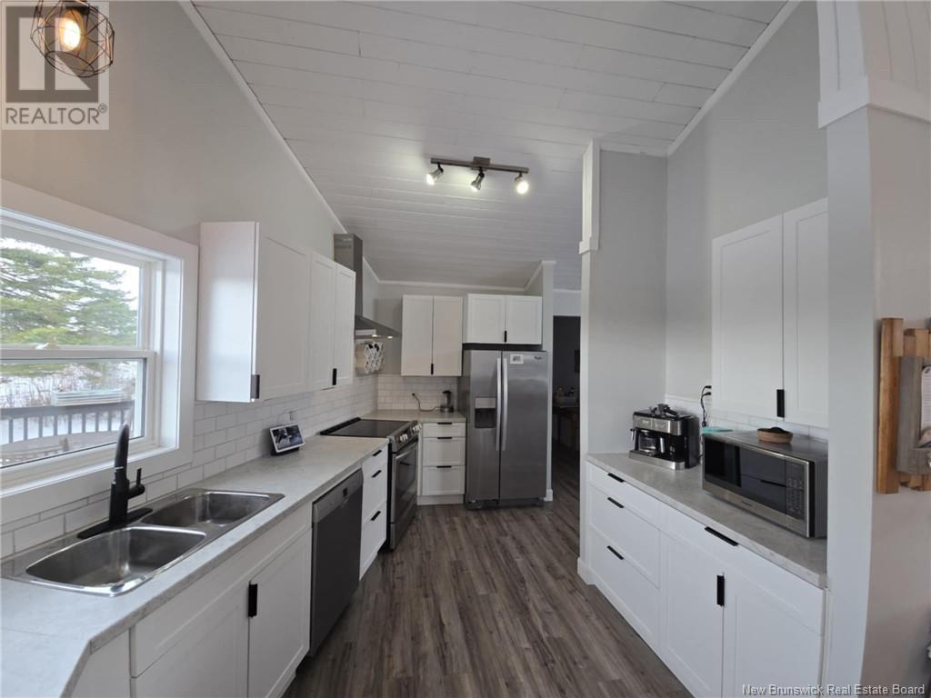 Property at 131 Kierstead Drive image 2