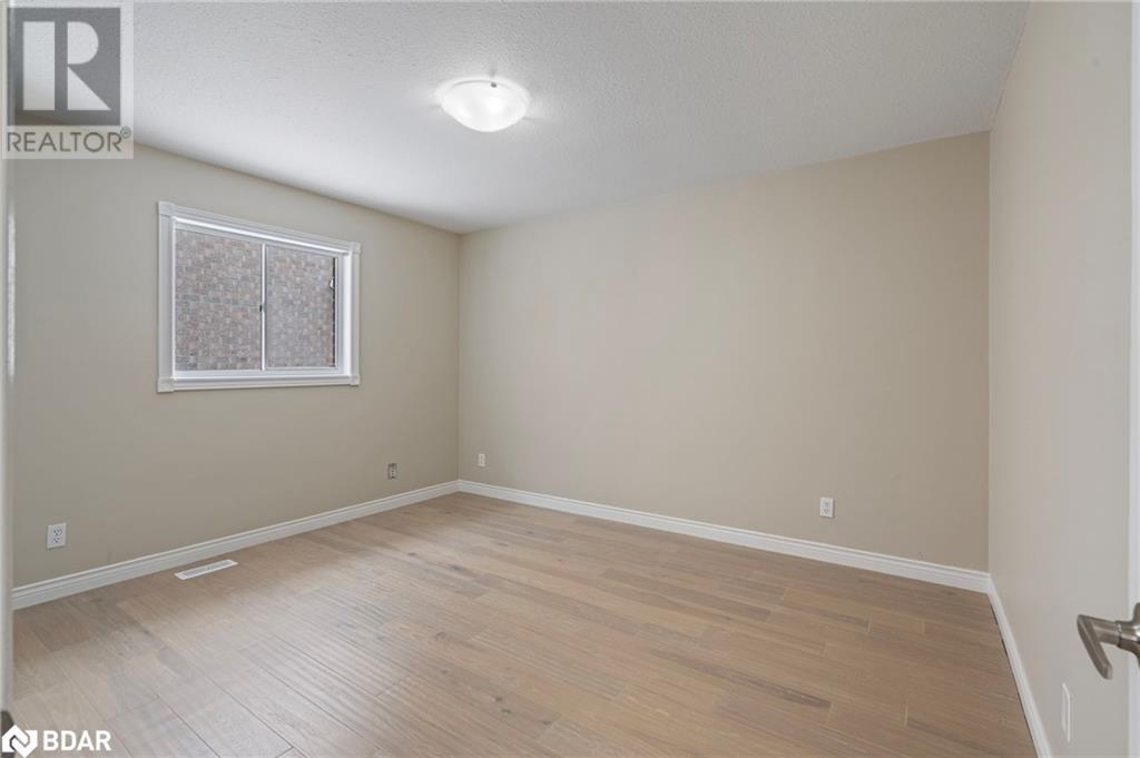 62 Mapleton Avenue, Barrie, Ontario  L4N 7L6 - Photo 24 - 40710885