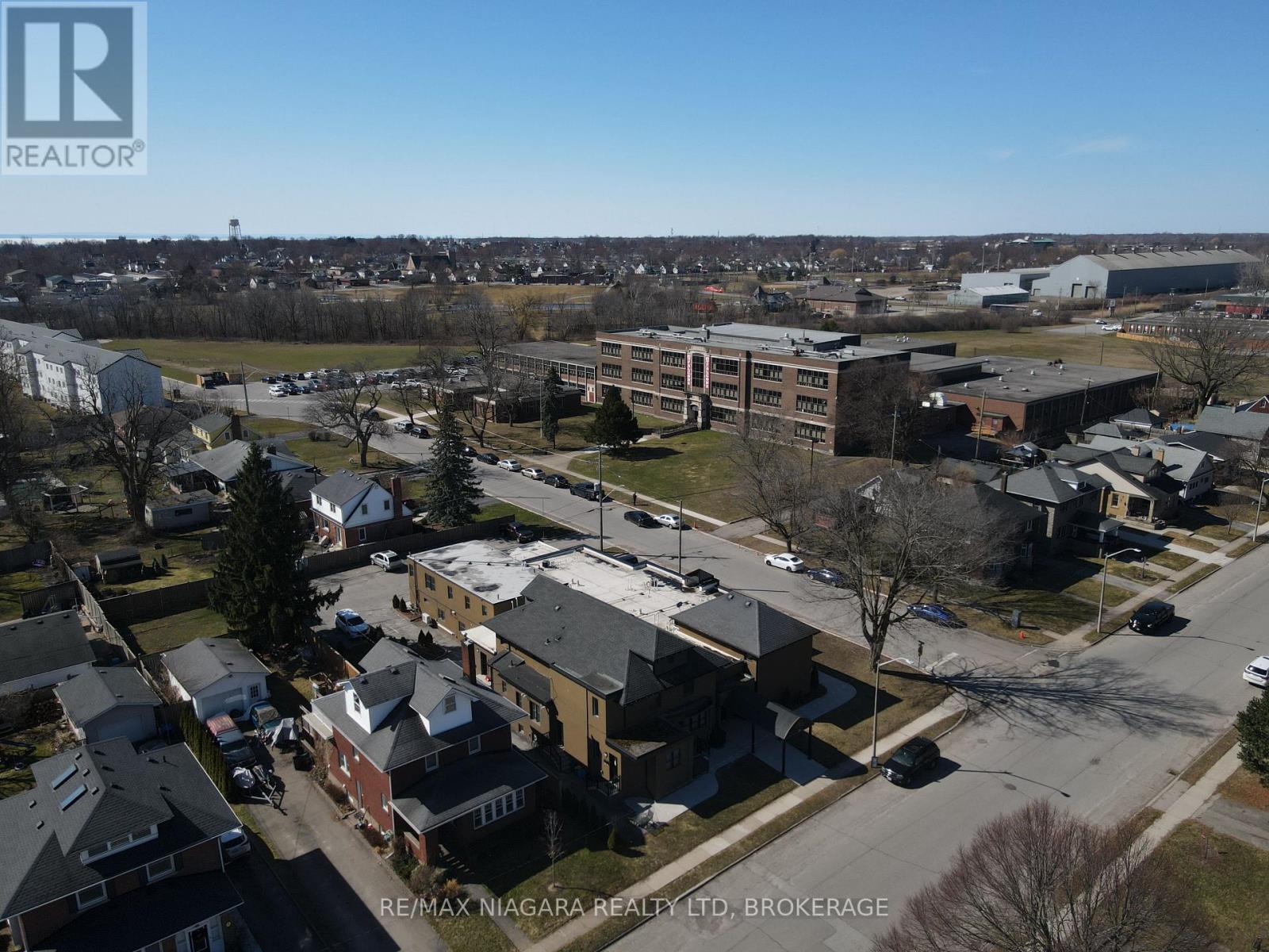 21 Wintemute Street, Fort Erie, Ontario  L2A 3N9 - Photo 37 - X11950046