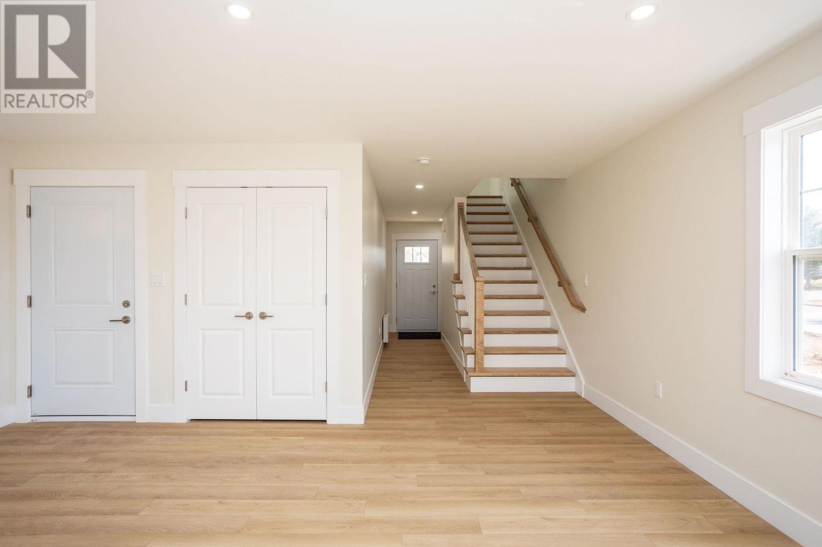 Property at 133 Oak Drive image 3