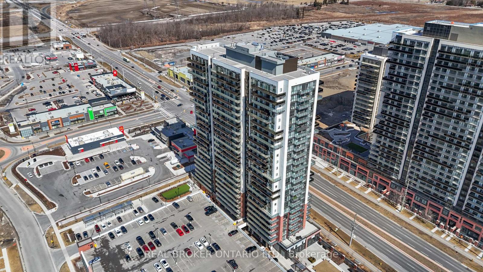 Property at 2506 - 2550 SIMCOE STREET N image 3