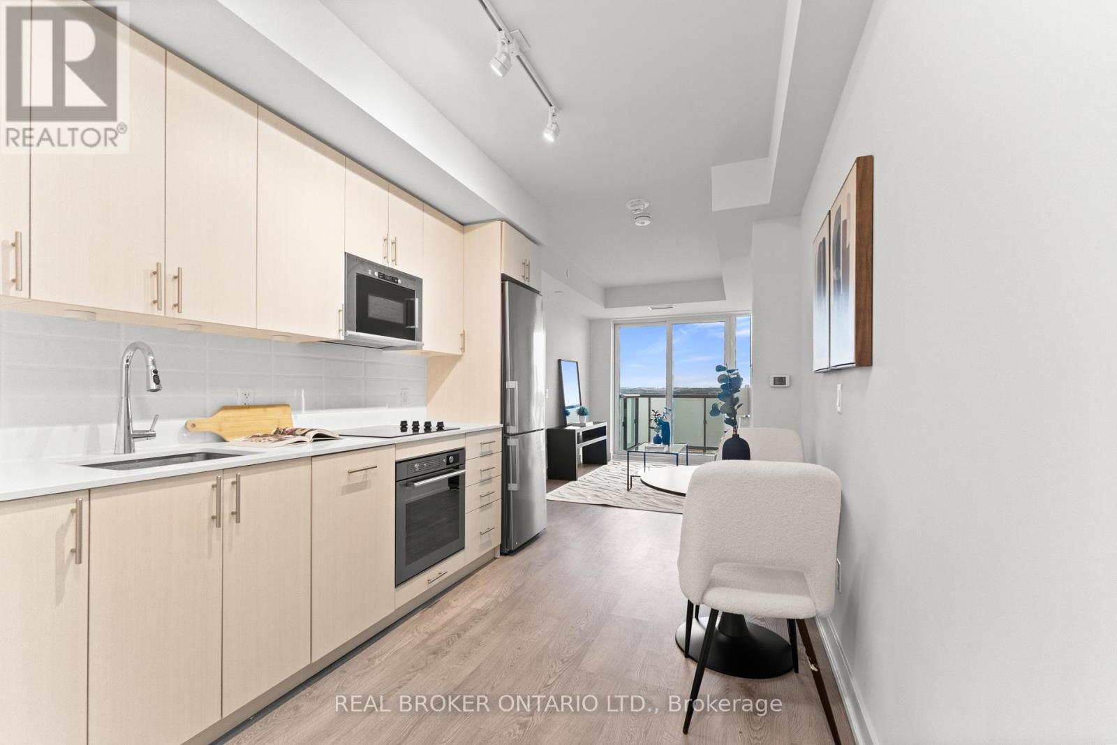 Property at 2506 - 2550 SIMCOE STREET N image 5