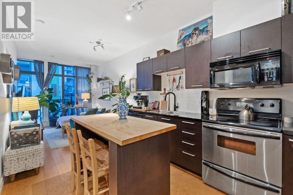 Listing Picture 8 of 31 : 411 205 E 10TH AVENUE, Vancouver / 溫哥華 - 魯藝地產 Yvonne Lu Group - MLS Medallion Club Member