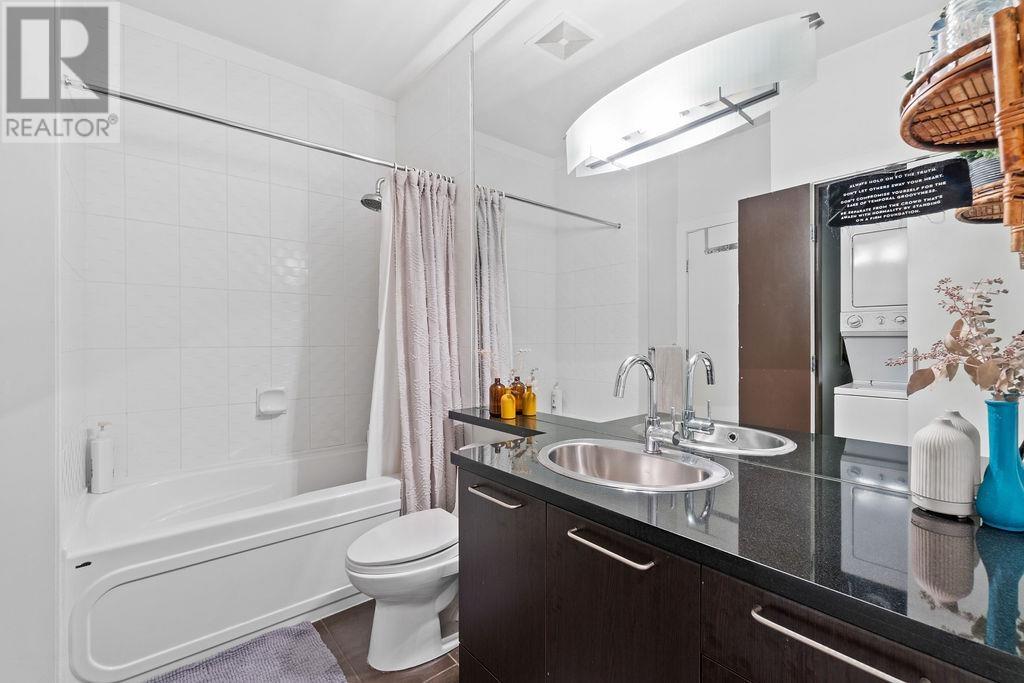 Listing Picture 19 of 31 : 411 205 E 10TH AVENUE, Vancouver / 溫哥華 - 魯藝地產 Yvonne Lu Group - MLS Medallion Club Member