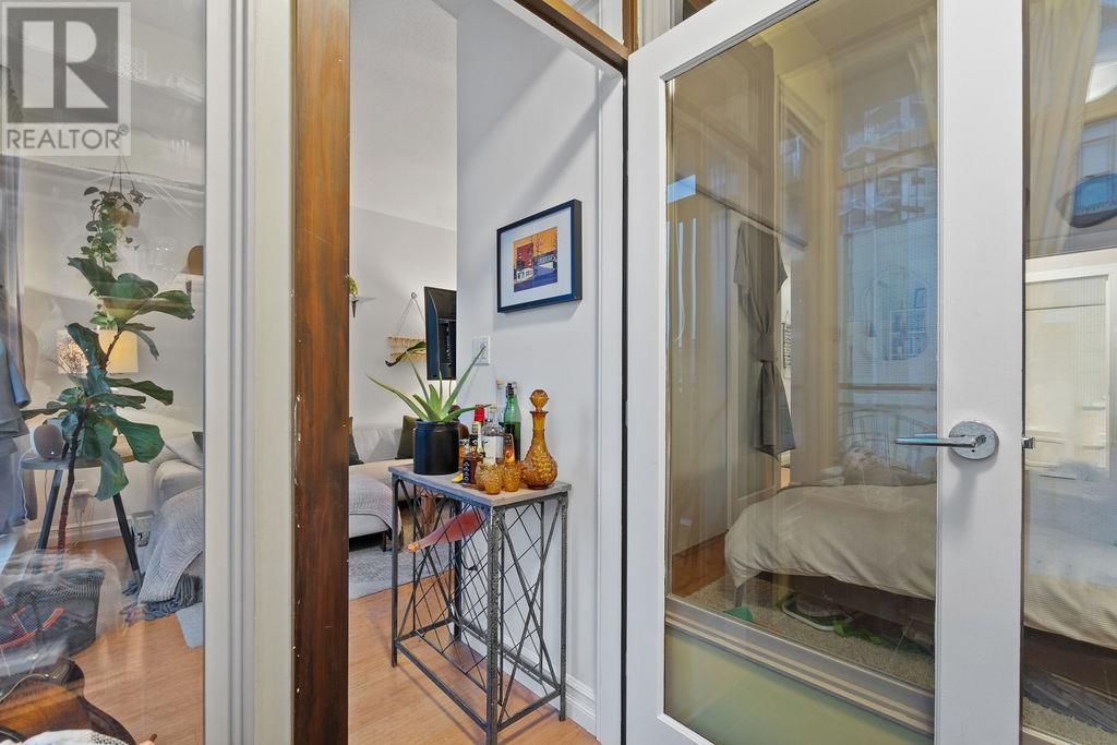 Listing Picture 21 of 31 : 411 205 E 10TH AVENUE, Vancouver / 溫哥華 - 魯藝地產 Yvonne Lu Group - MLS Medallion Club Member