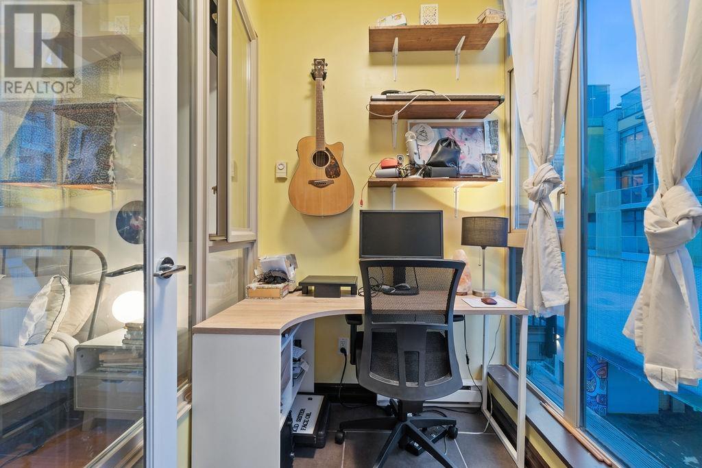 Listing Picture 22 of 31 : 411 205 E 10TH AVENUE, Vancouver / 溫哥華 - 魯藝地產 Yvonne Lu Group - MLS Medallion Club Member