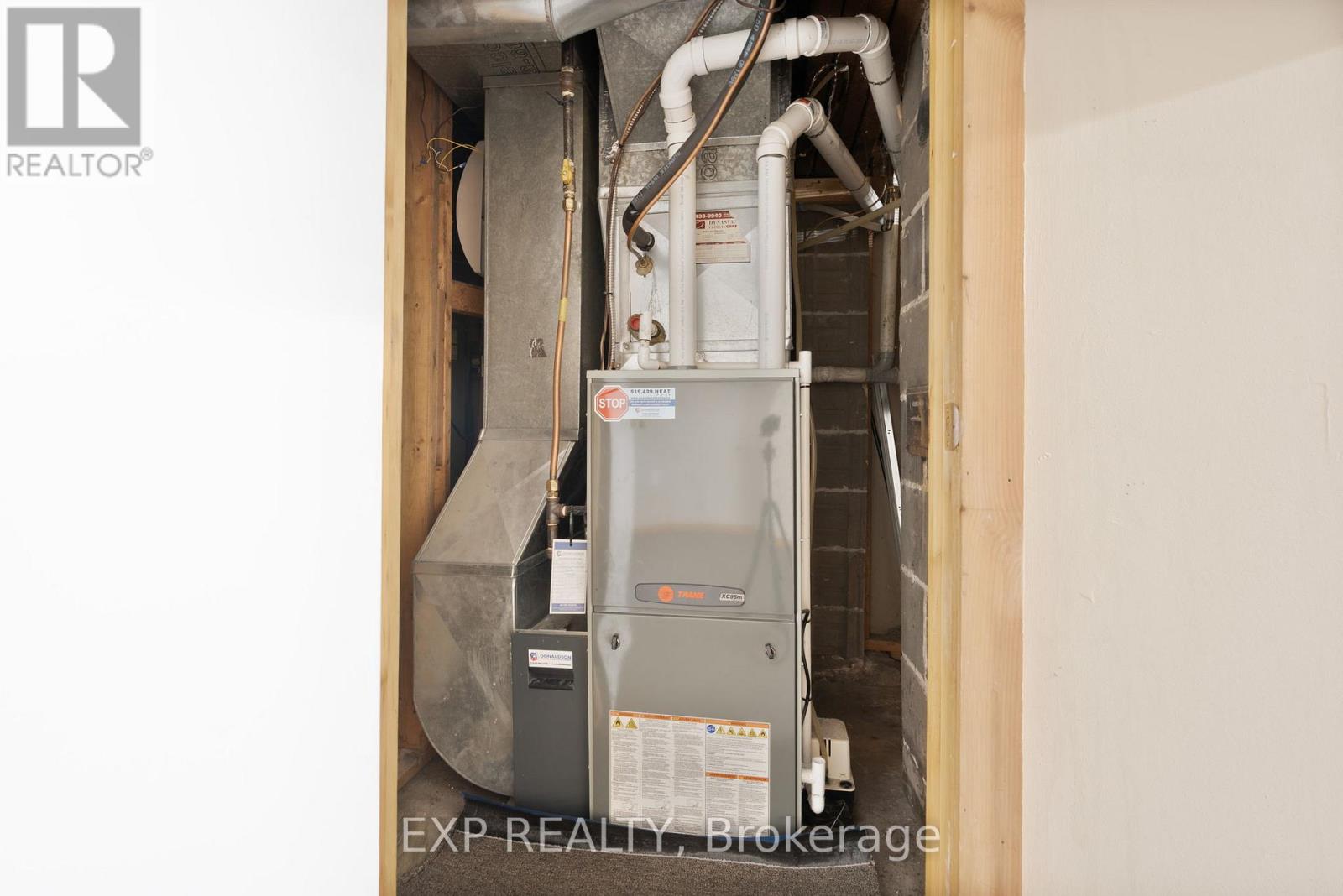 Photo 31 of 37 for 60 Beattie Avenue