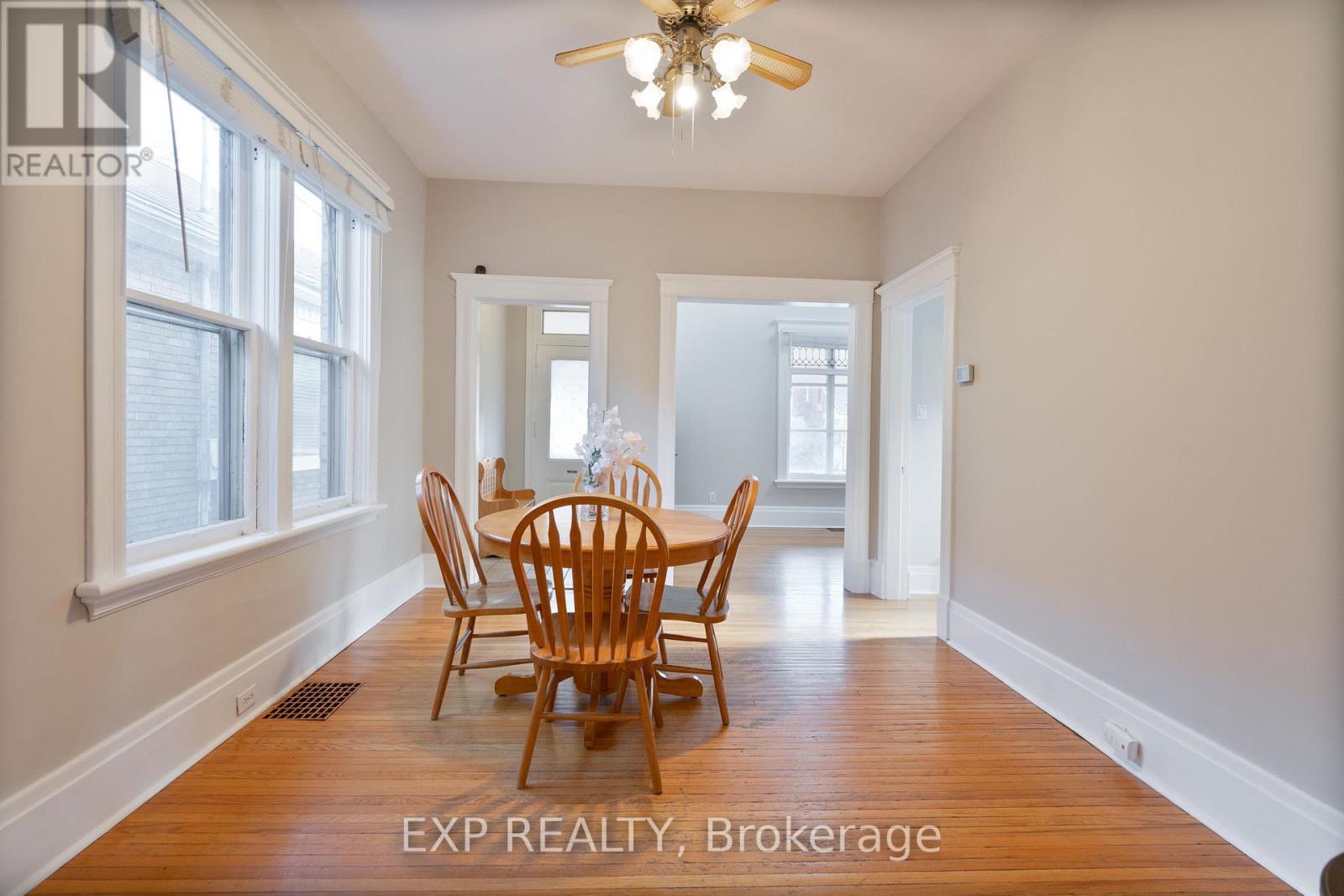 Photo 8 of 37 for 60 Beattie Avenue