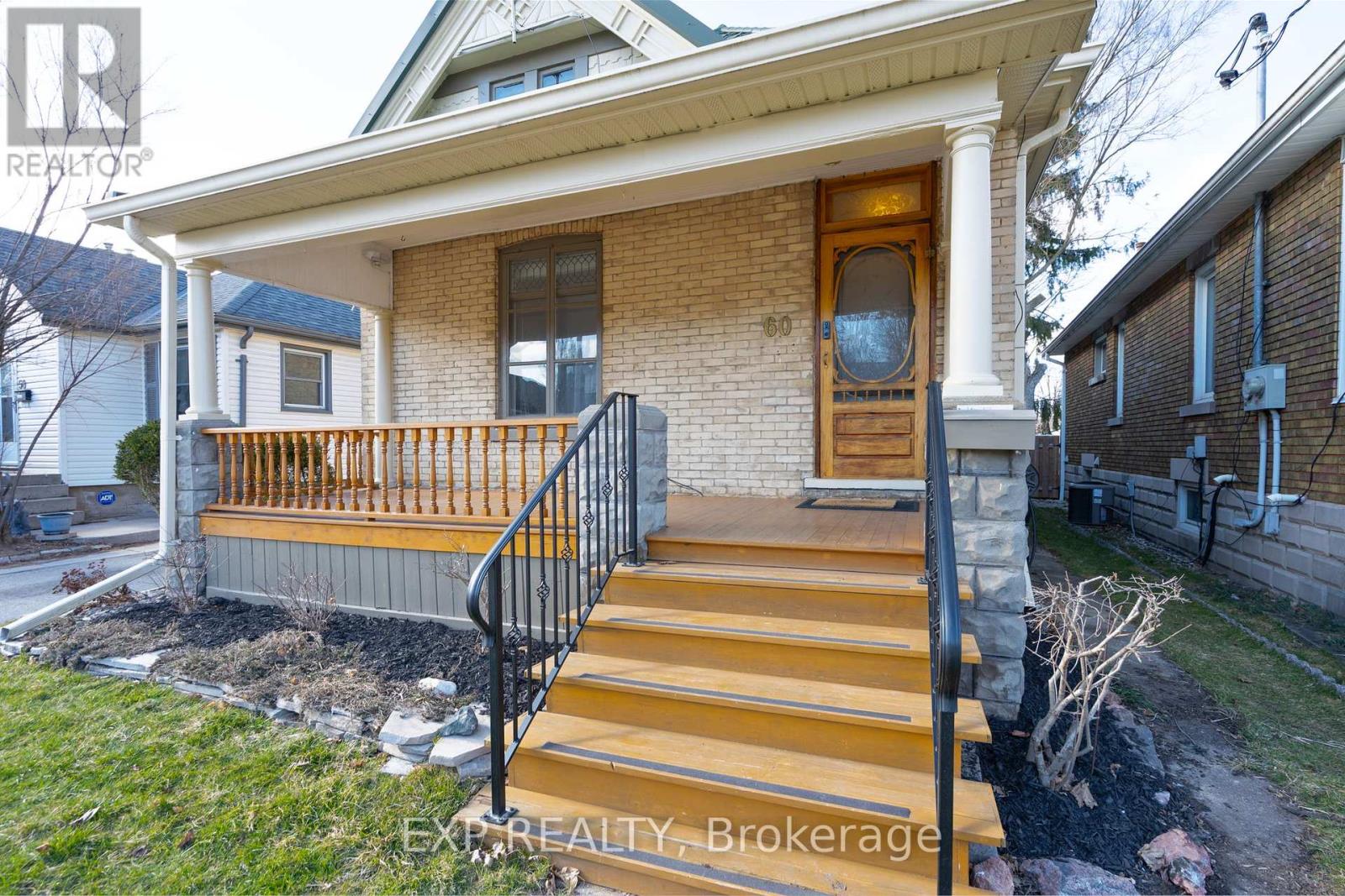 Property at 60 BEATTIE AVENUE image 2