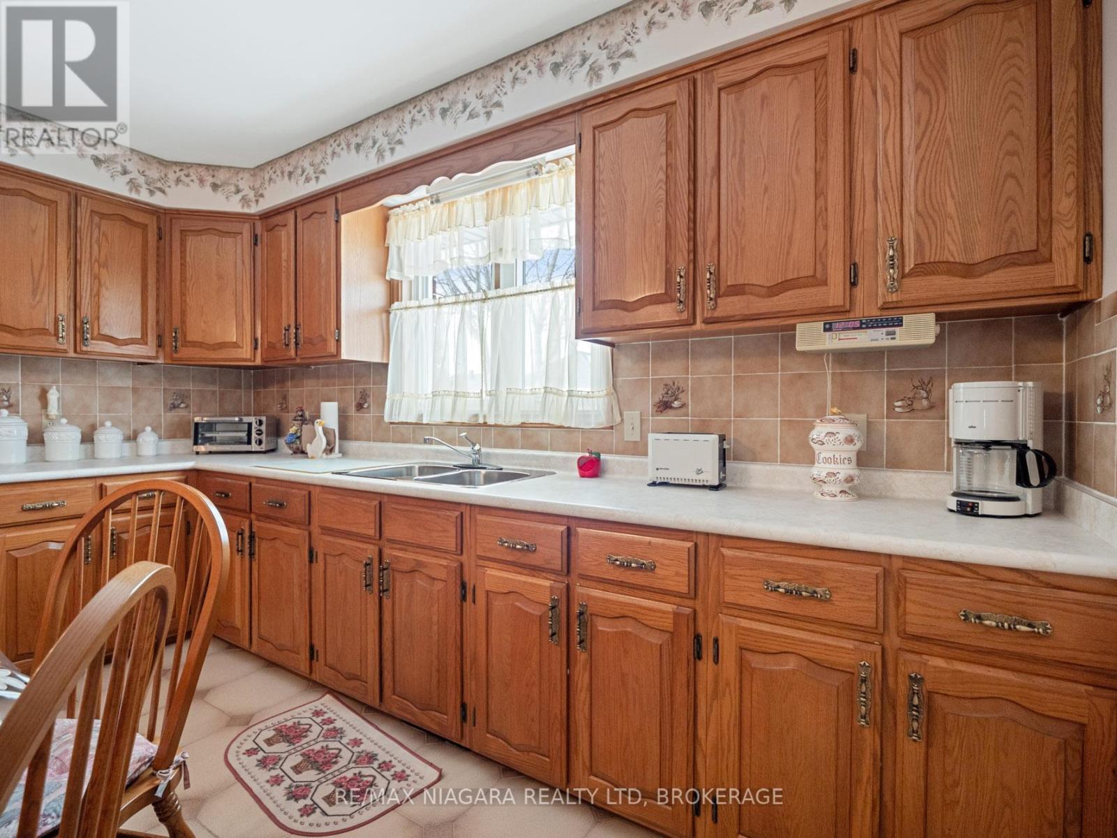 349 Albany Street, Fort Erie, Ontario  L2A 6C6 - Photo 13 - X11970848