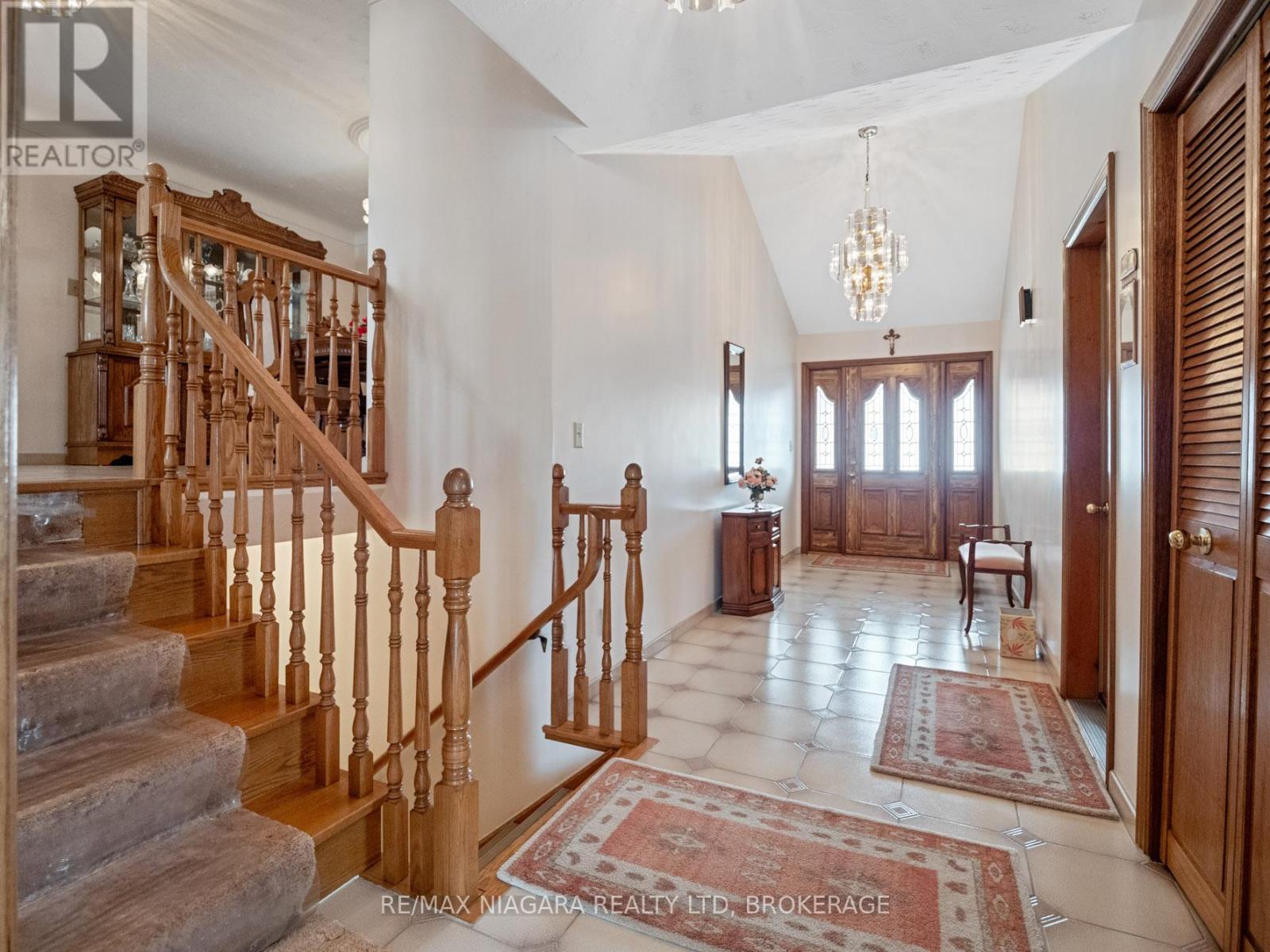 Property at 349 ALBANY STREET image 4