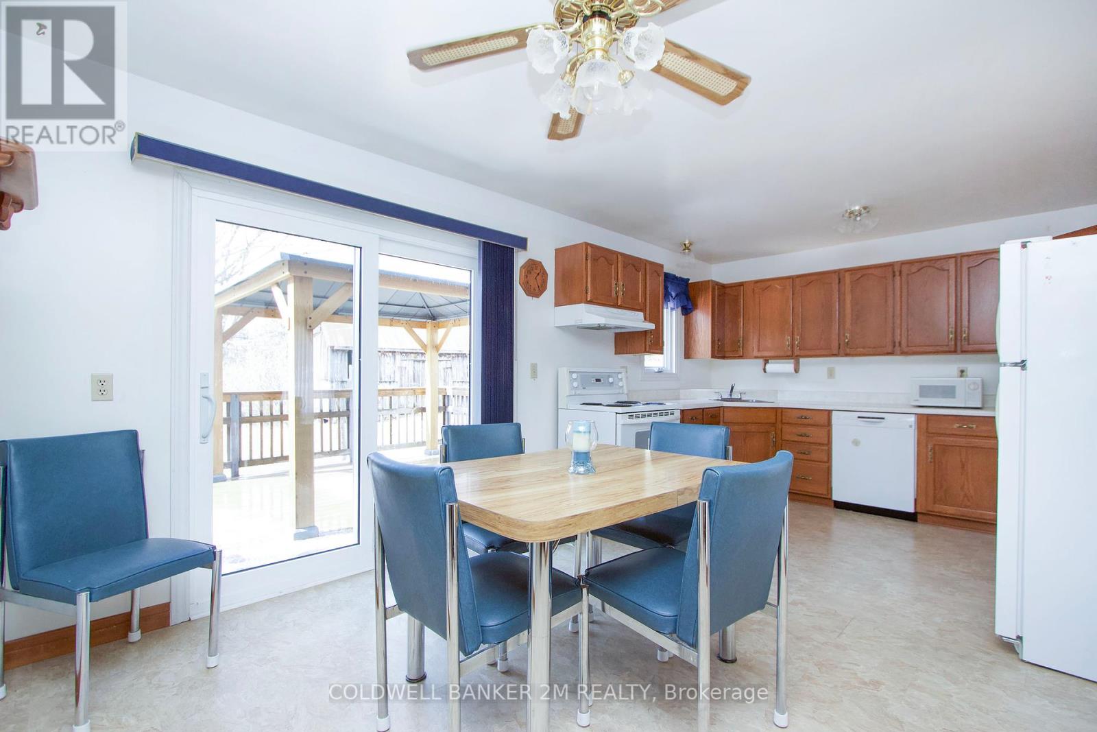 Property at 3318 BURNHAM STREET N image 4
