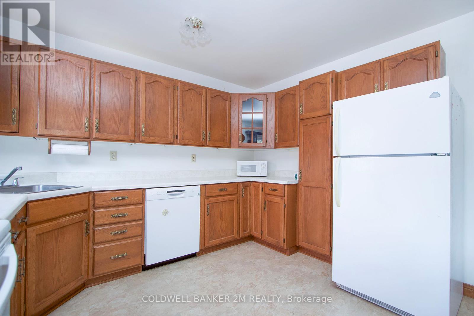 Property at 3318 BURNHAM STREET N image 5