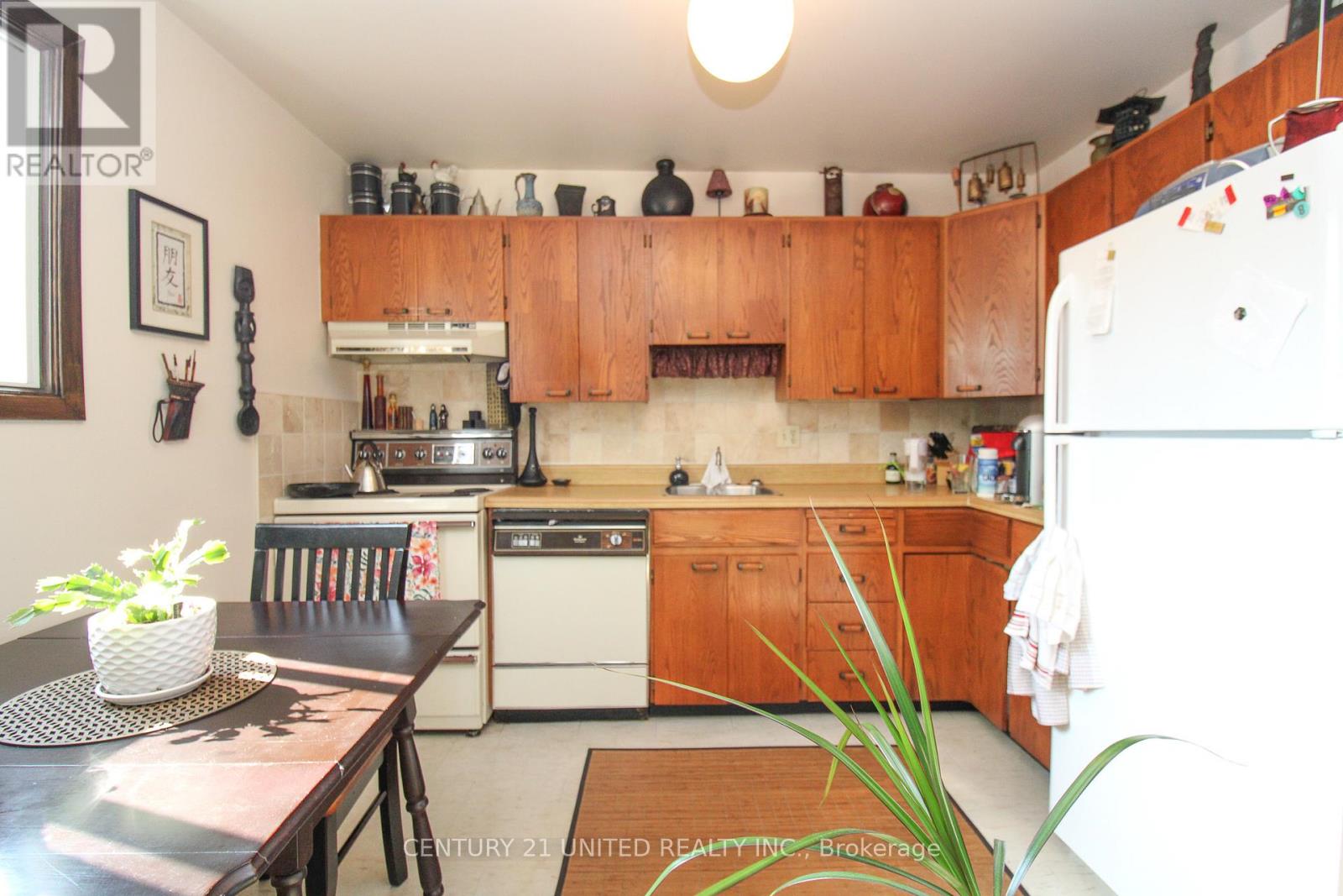 200 Lake Street, Peterborough Central, Ontario  K9J 2H3 - Photo 15 - X12045305