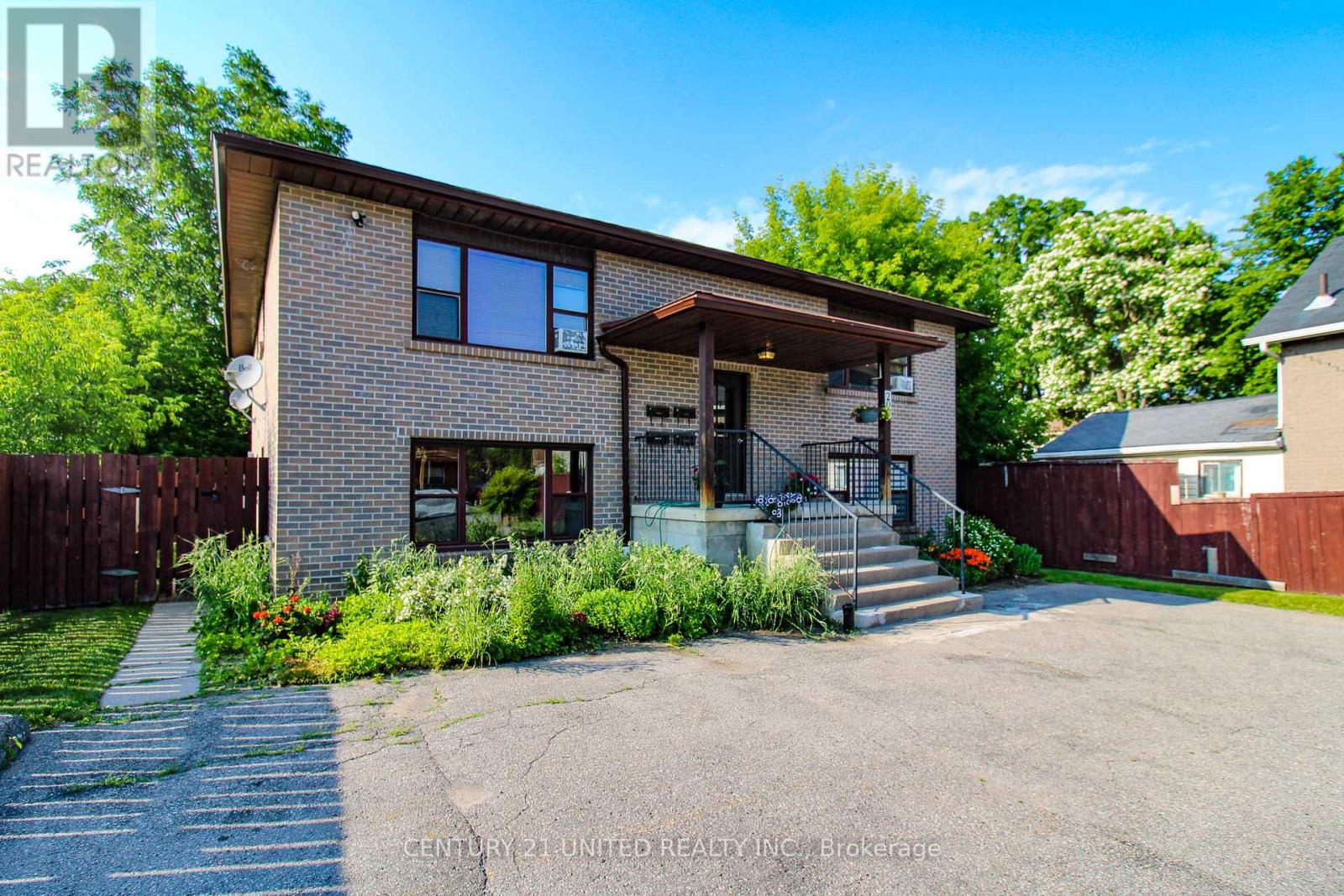 200 Lake Street, Peterborough Central, Ontario  K9J 2H3 - Photo 7 - X12045305