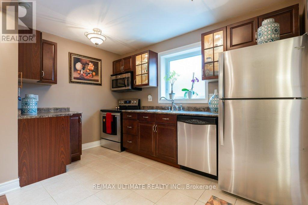 Property at 698 OLD WESTON ROAD W image 5