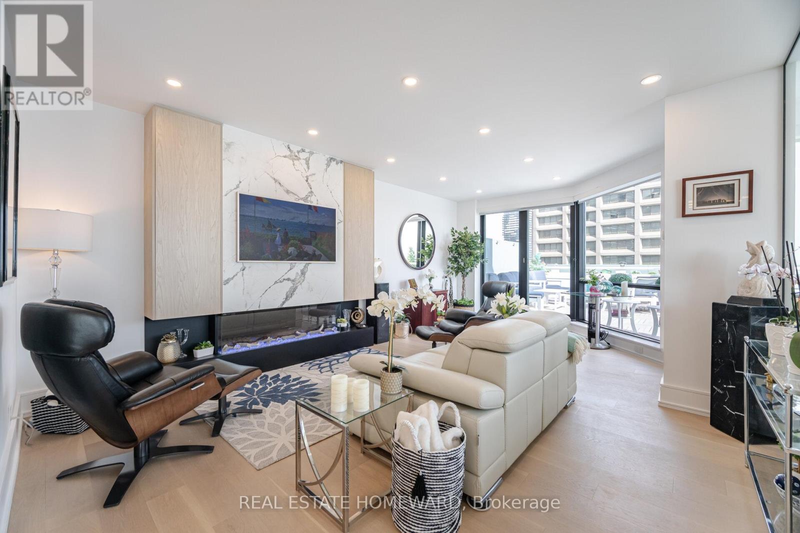 Ph2 - 10 Queens Quay W, Toronto (Waterfront Communities), Ontario  M5J 2R9 - Photo 14 - C12045189