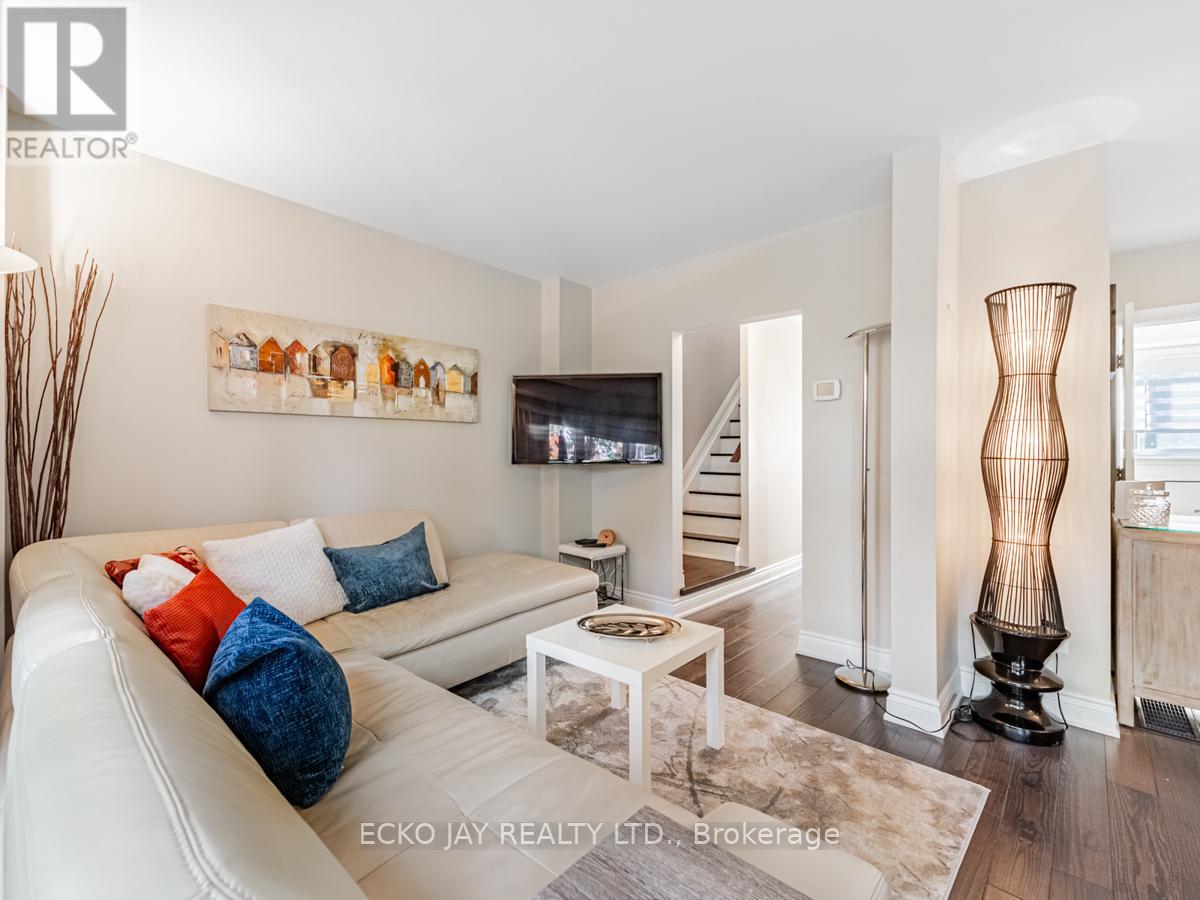 17 - 90 George Henry Boulevard, Toronto, Ontario  M2J 1E7 - Photo 8 - C12045227