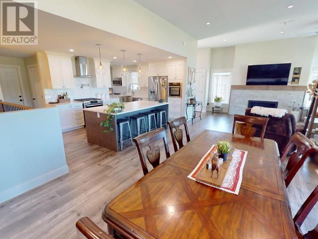 Property at 3953 EAGLE RIDGE PLACE image 3