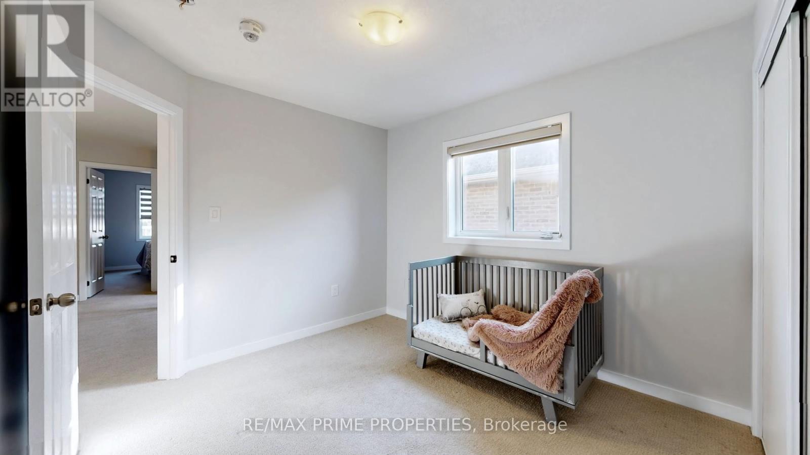 18 Golden Springs Drive, Brampton, Ontario  L7A 4N4 - Photo 21 - W12045230